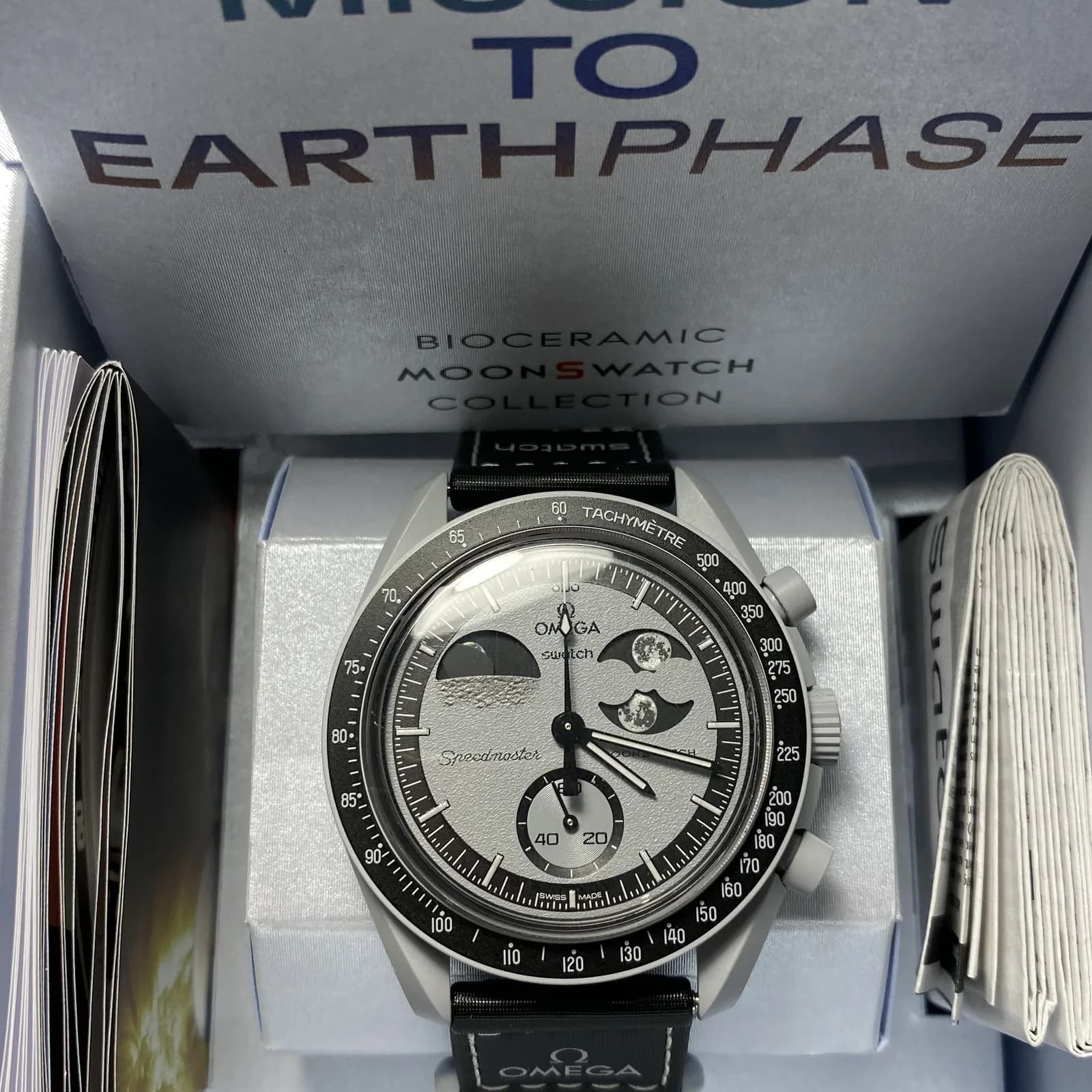 Thumb MoonSwatch Mission to Earthphase