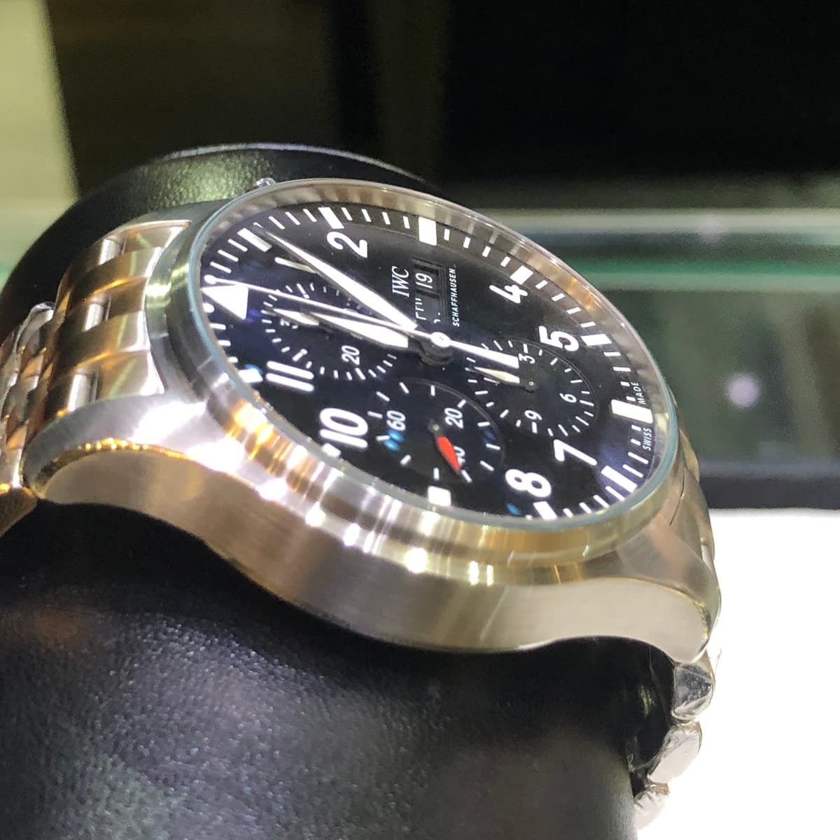 Thumb Pilot's Watch Chronograph Stainless Steel / Black / Bracelet