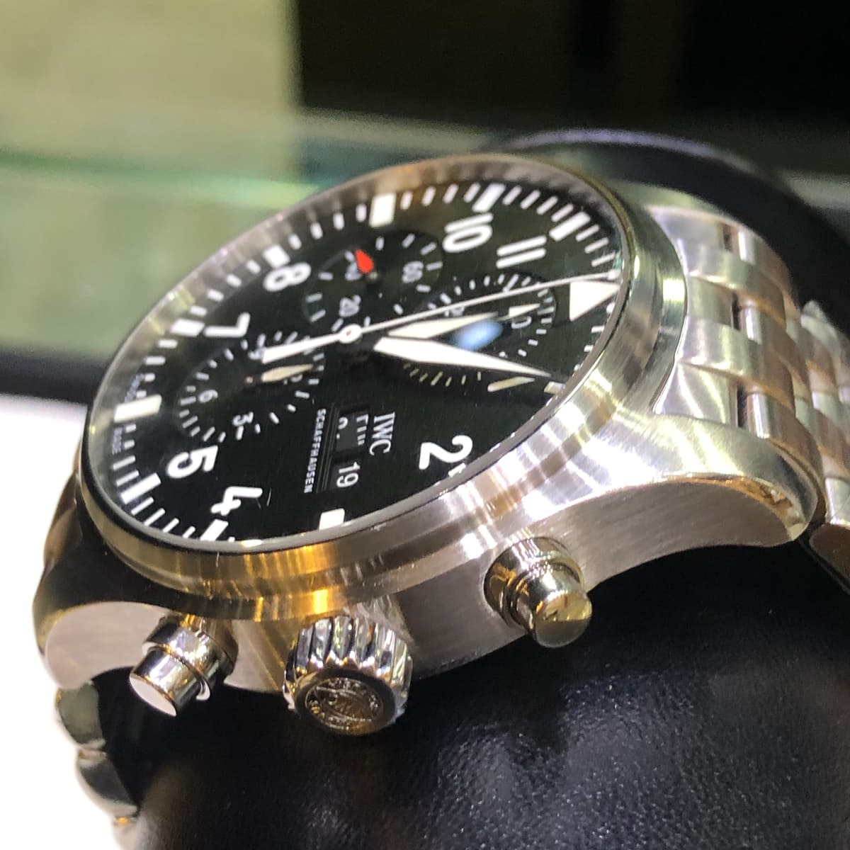 Thumb Pilot's Watch Chronograph Stainless Steel / Black / Bracelet