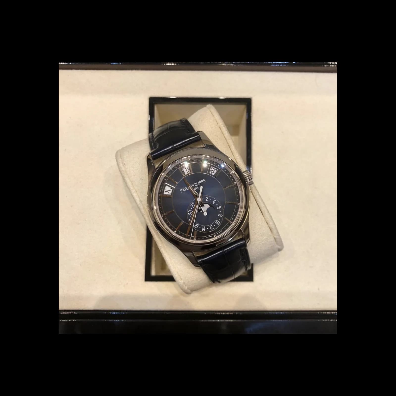 Thumb Annual Calendar 5205 White Gold / Blue
