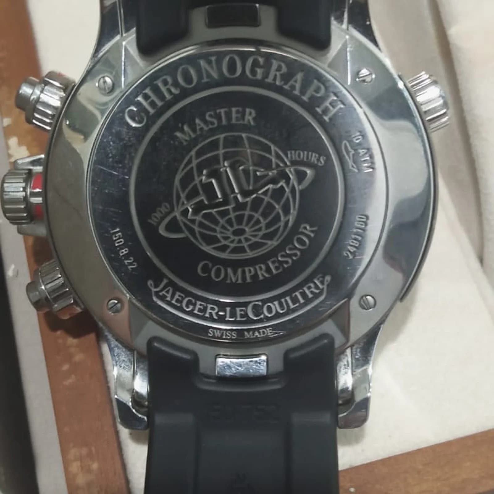 Thumb Master Compressor Extreme World Chronograph