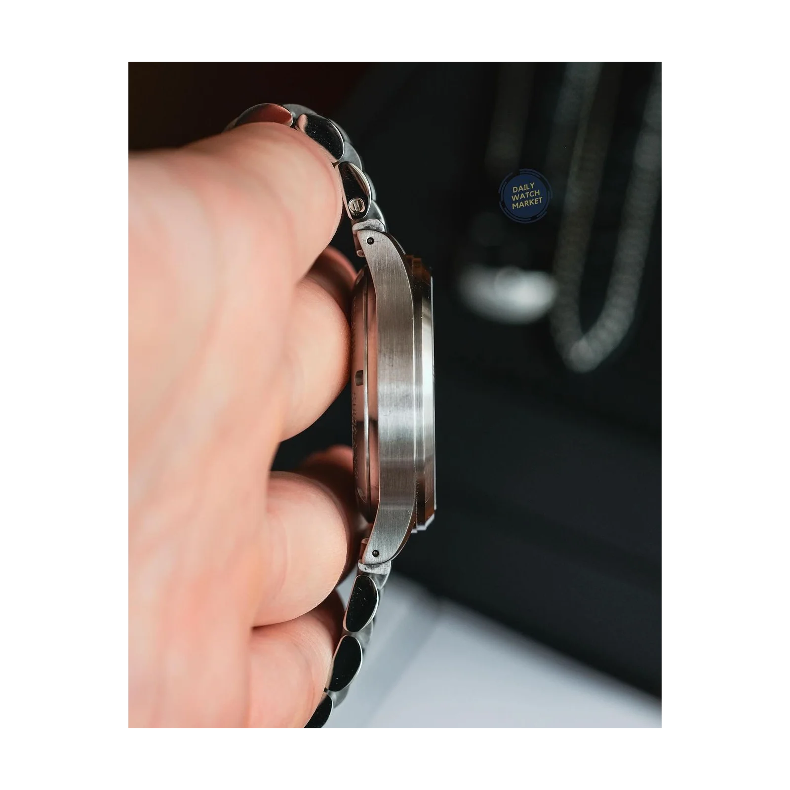 Thumb Series 556 A