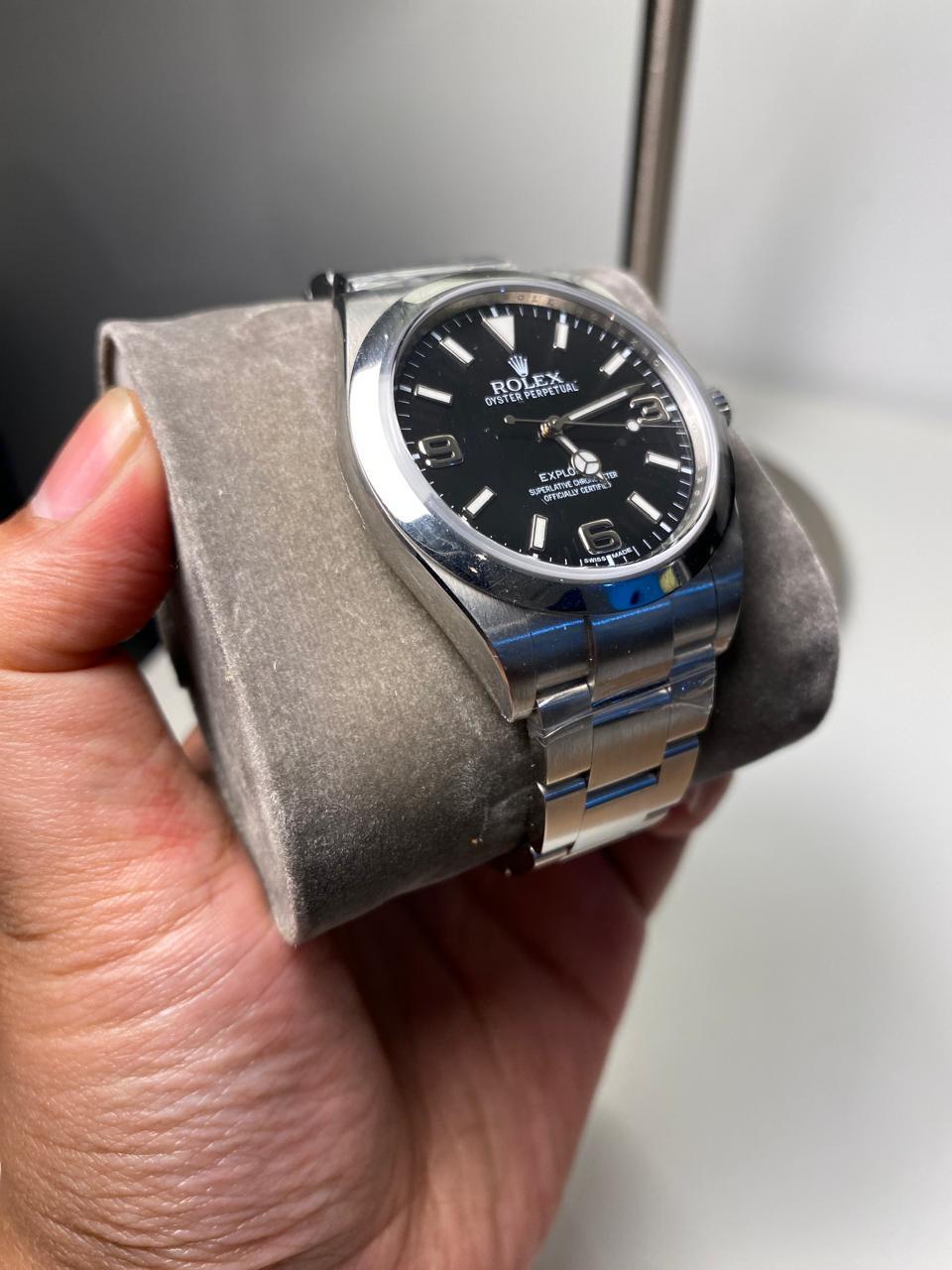 Thumb Explorer 39 Stainless Steel / Black