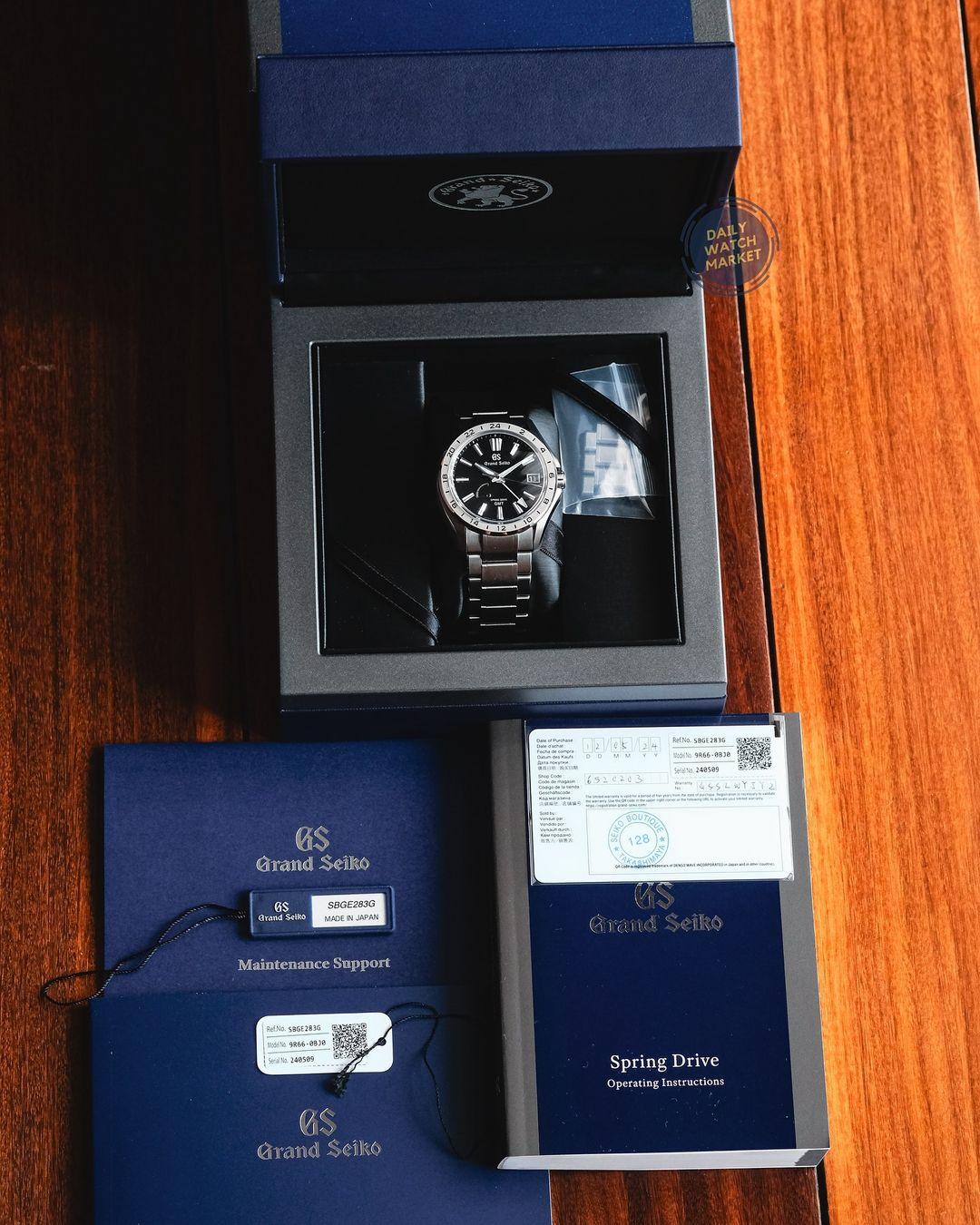 Thumb Spring Drive GMT Evolution 9 