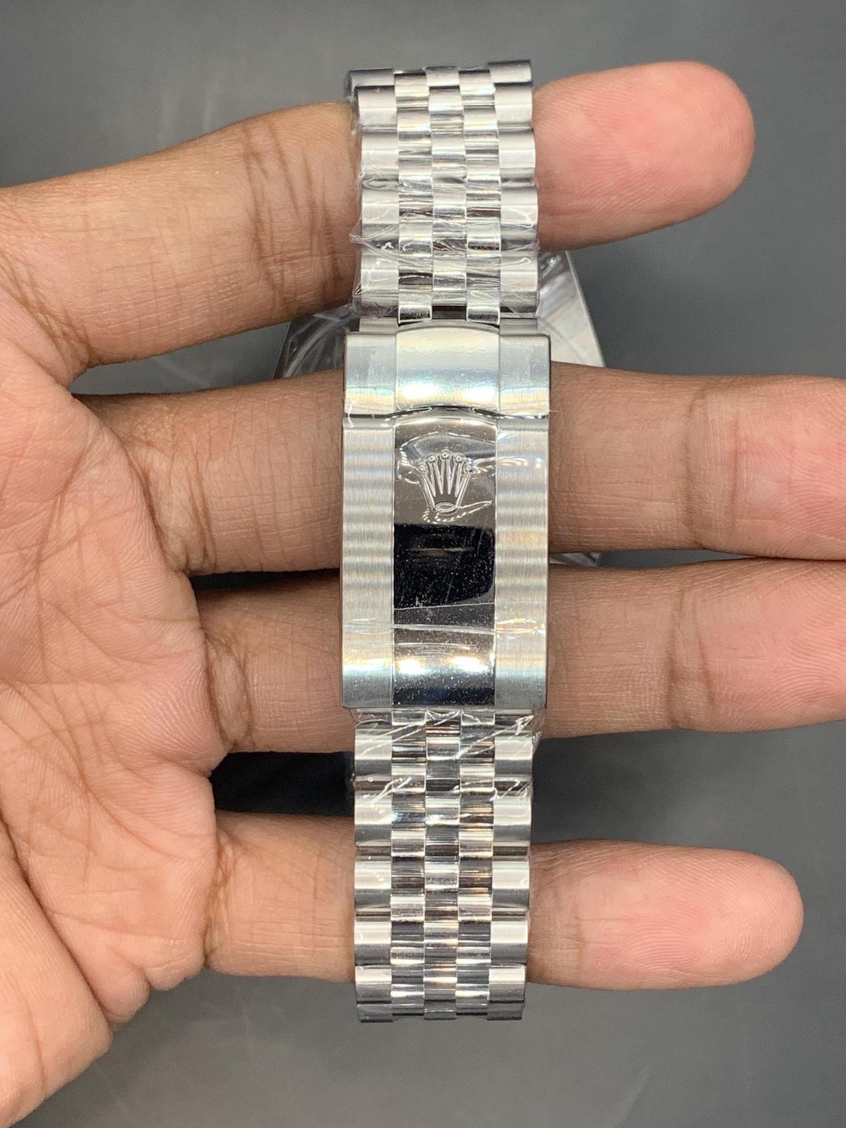 Thumb Datejust 36 Stainless Steel / Fluted / Black / Jubilee