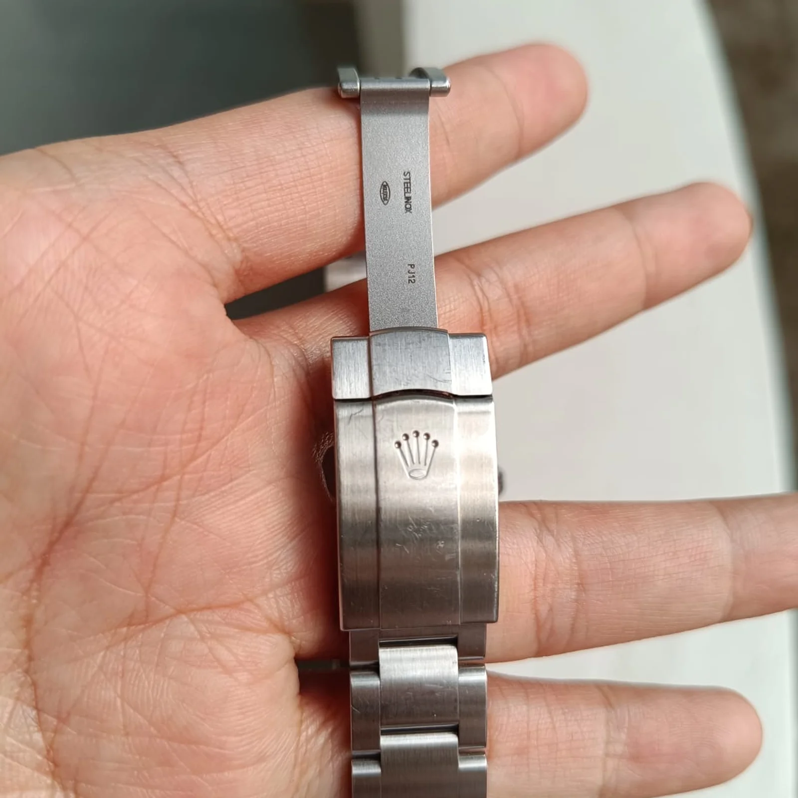 Thumb Oyster Perpetual Air-King 114234