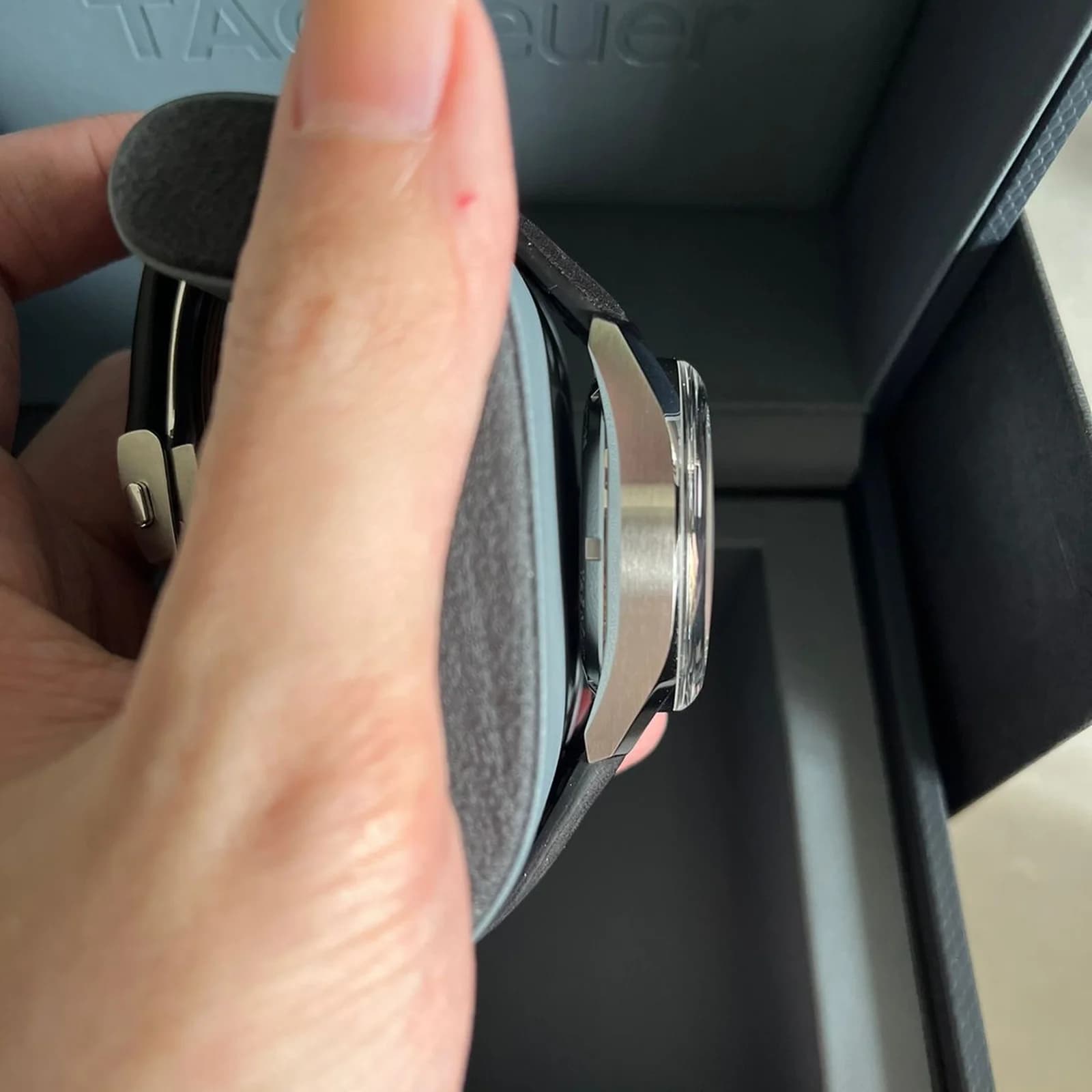 Thumb Carrera Chronograph Glass Box Stainless Steel / Black