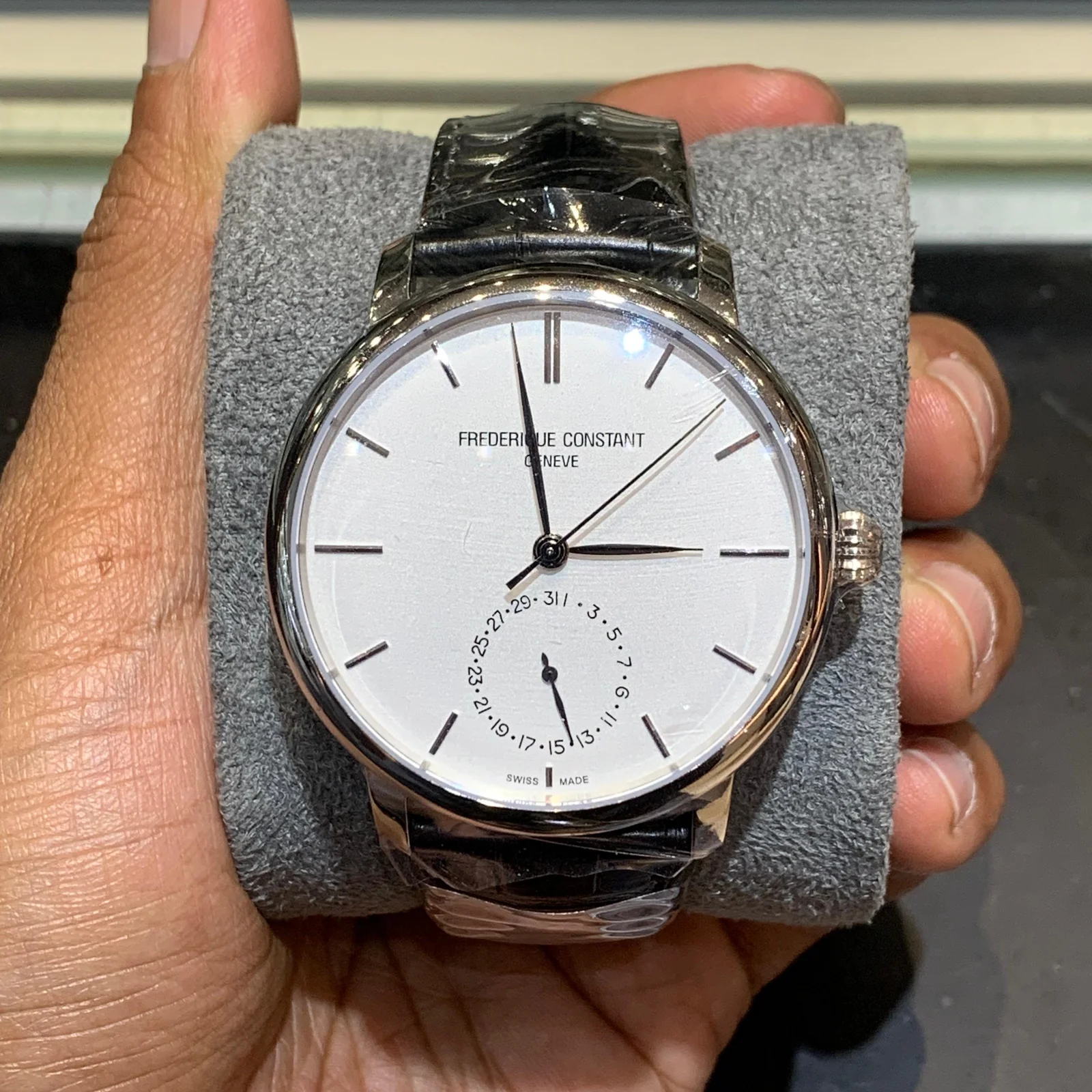 Thumb Slimline Date
