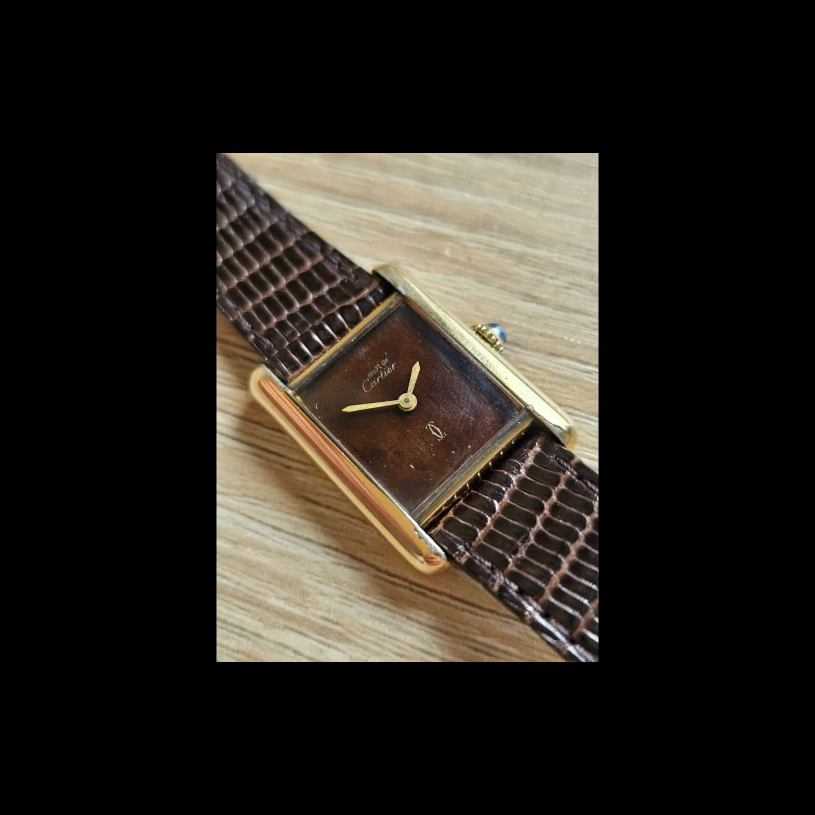 Thumb Must De C Tank Burgundy Brown Dial