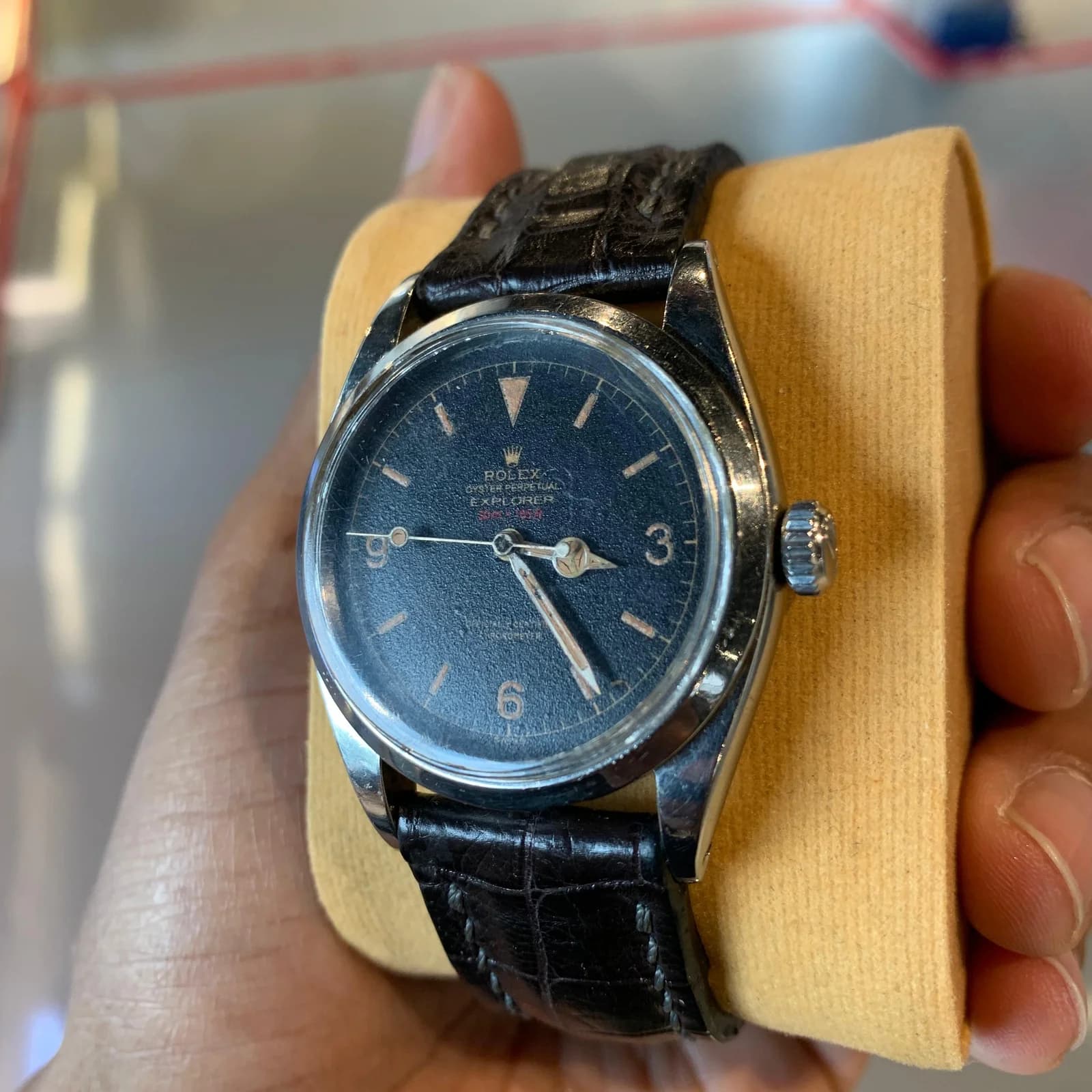 Thumb Explorer “Red Depth” Black Gilt Dial