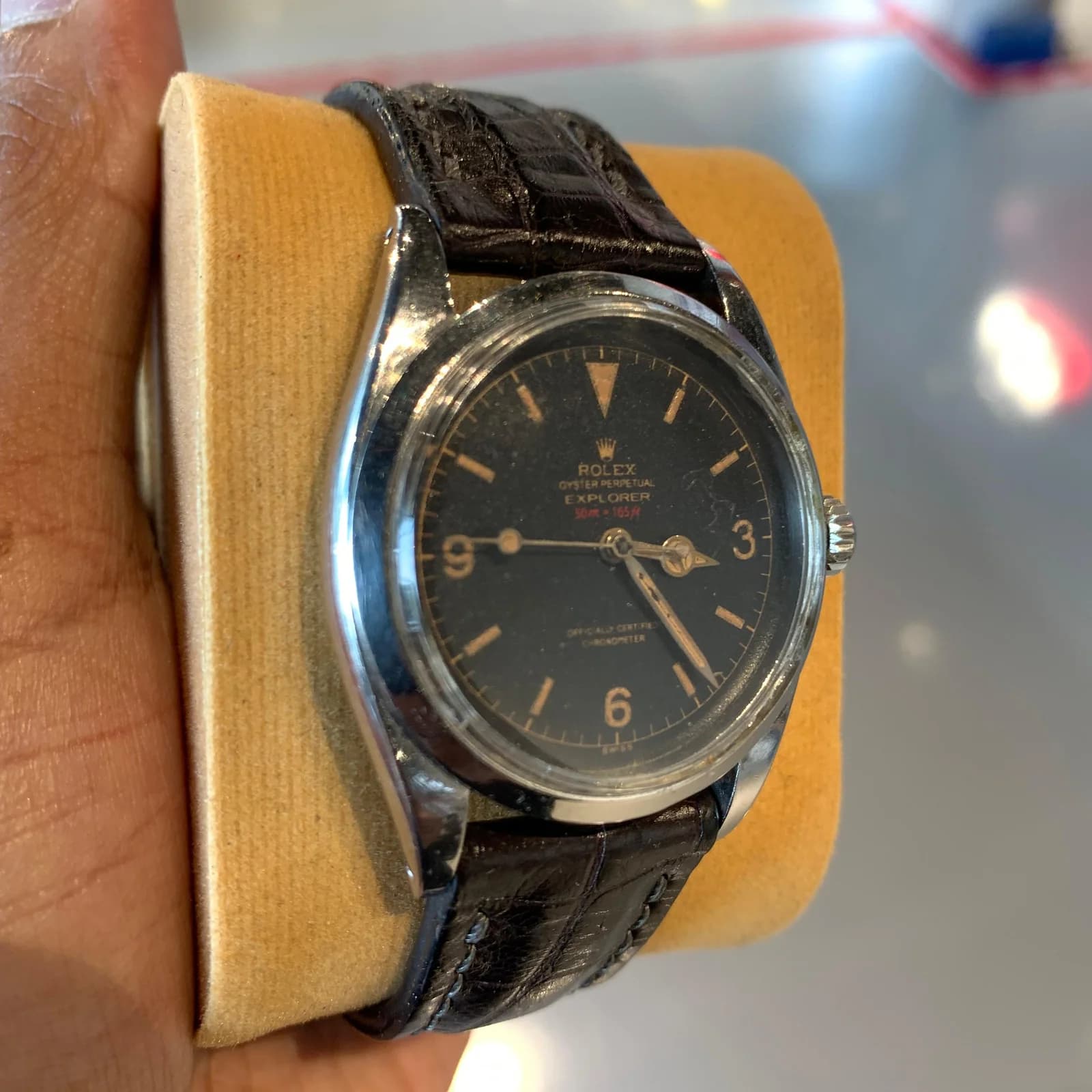 Thumb Explorer “Red Depth” Black Gilt Dial
