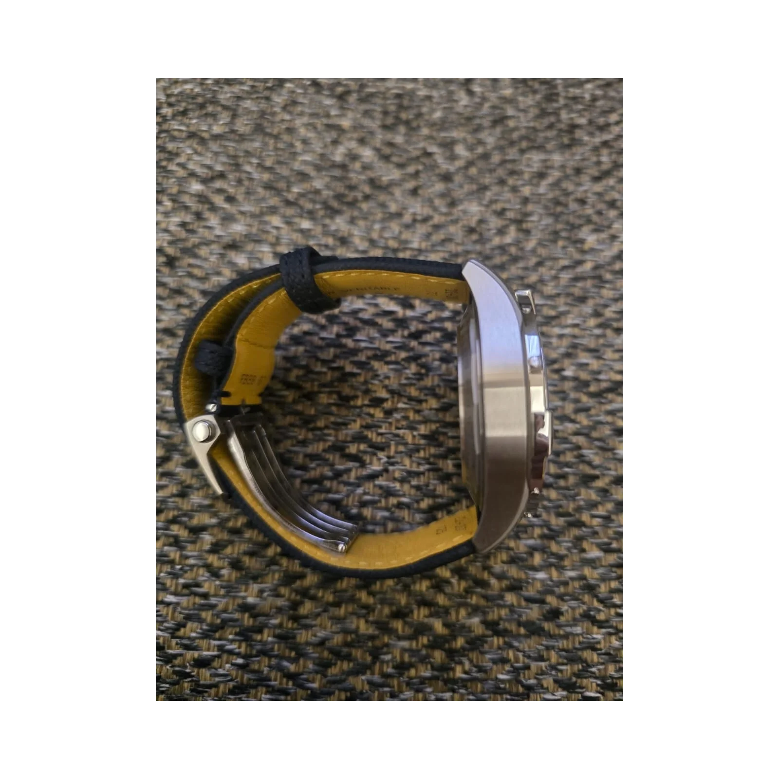 Thumb Avenger B01 Chronograph 44 Blue
