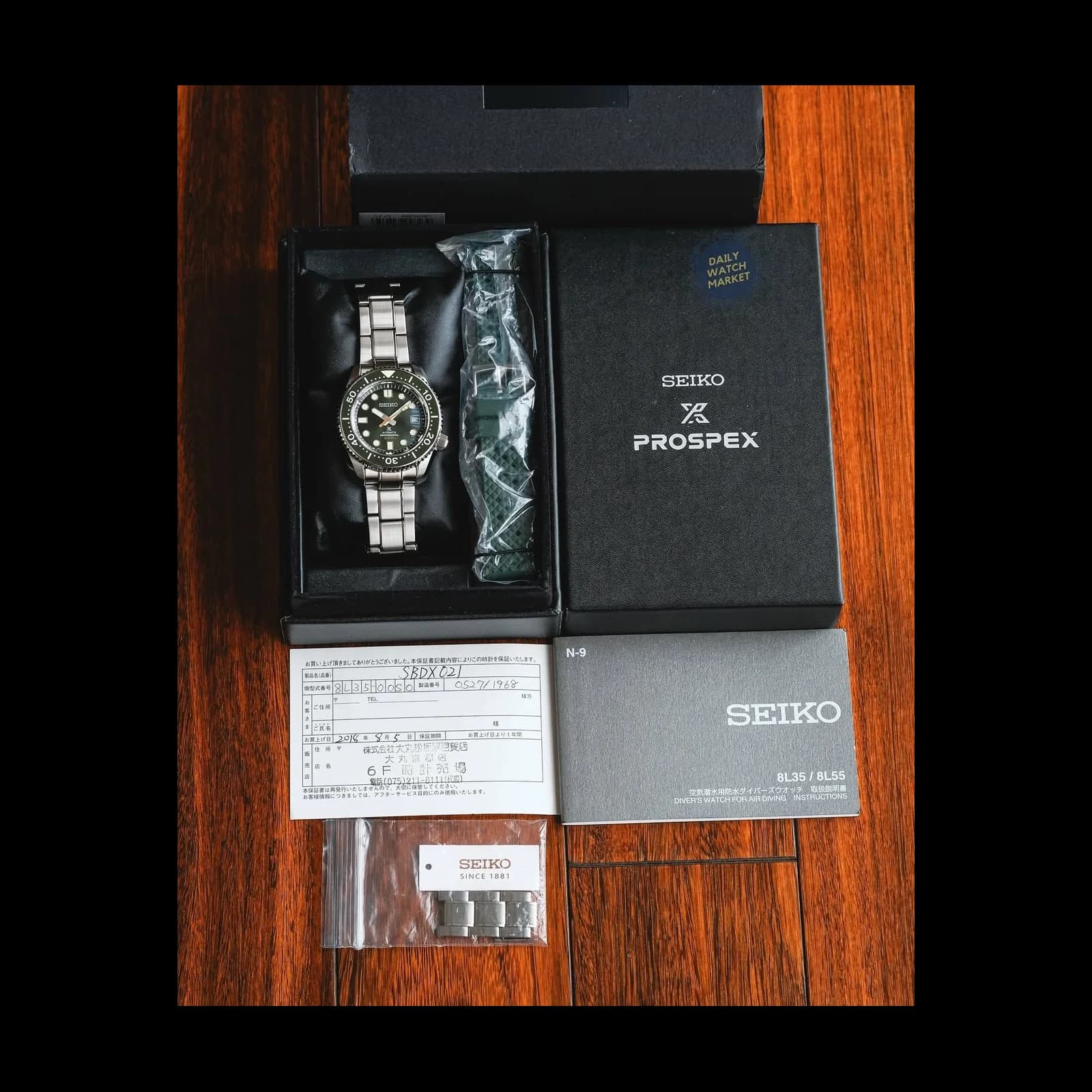 Thumb Marine Master Professional Diver 300M / Green / Limited Edition
