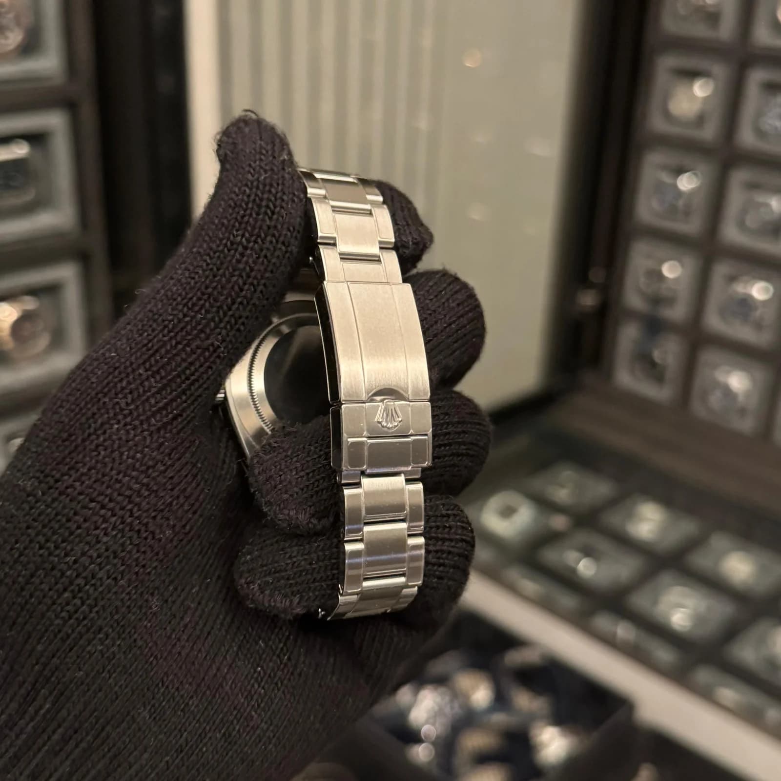Thumb Explorer 40 Stainless Steel