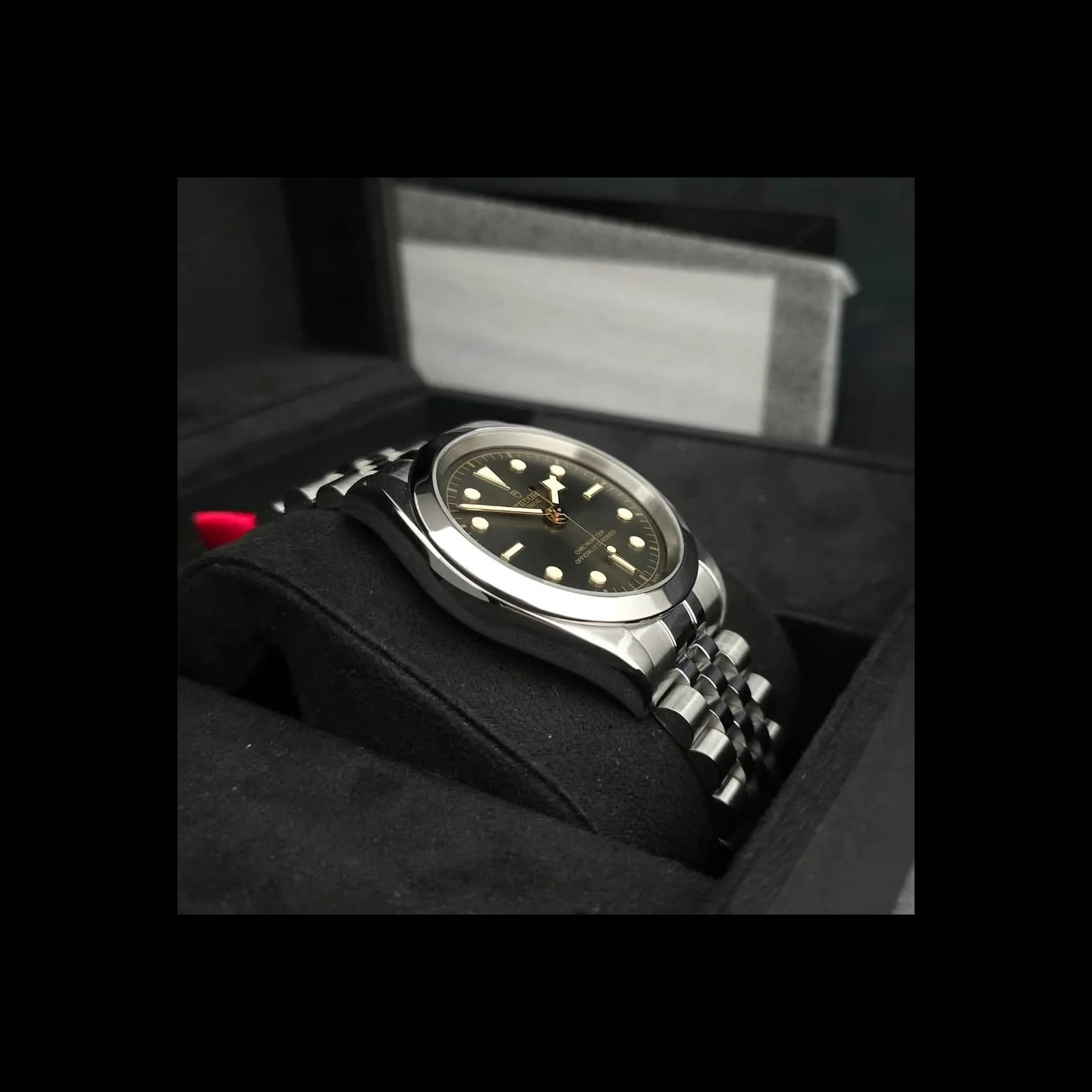 Thumb Black Bay 41 Stainless Steel / Black / Bracelet