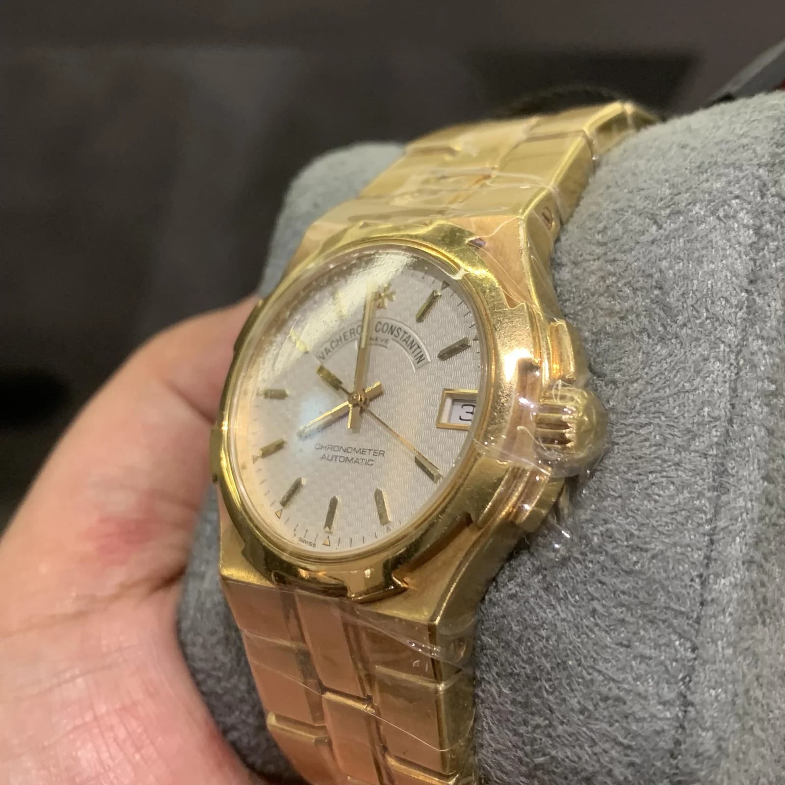 Thumb Overseas 36 Yellow Gold