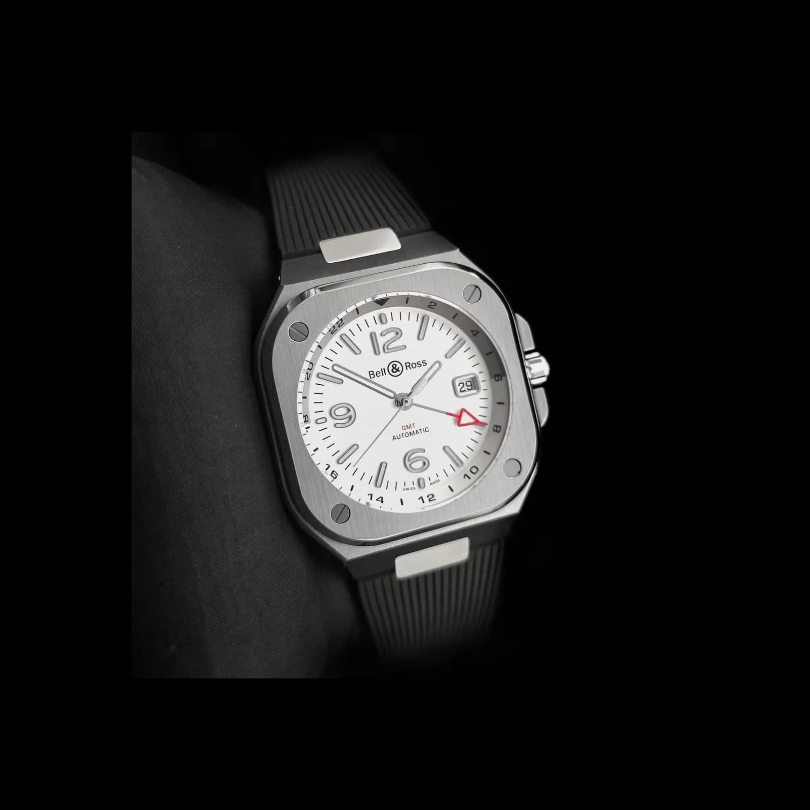 Thumb BR 05 GMT White