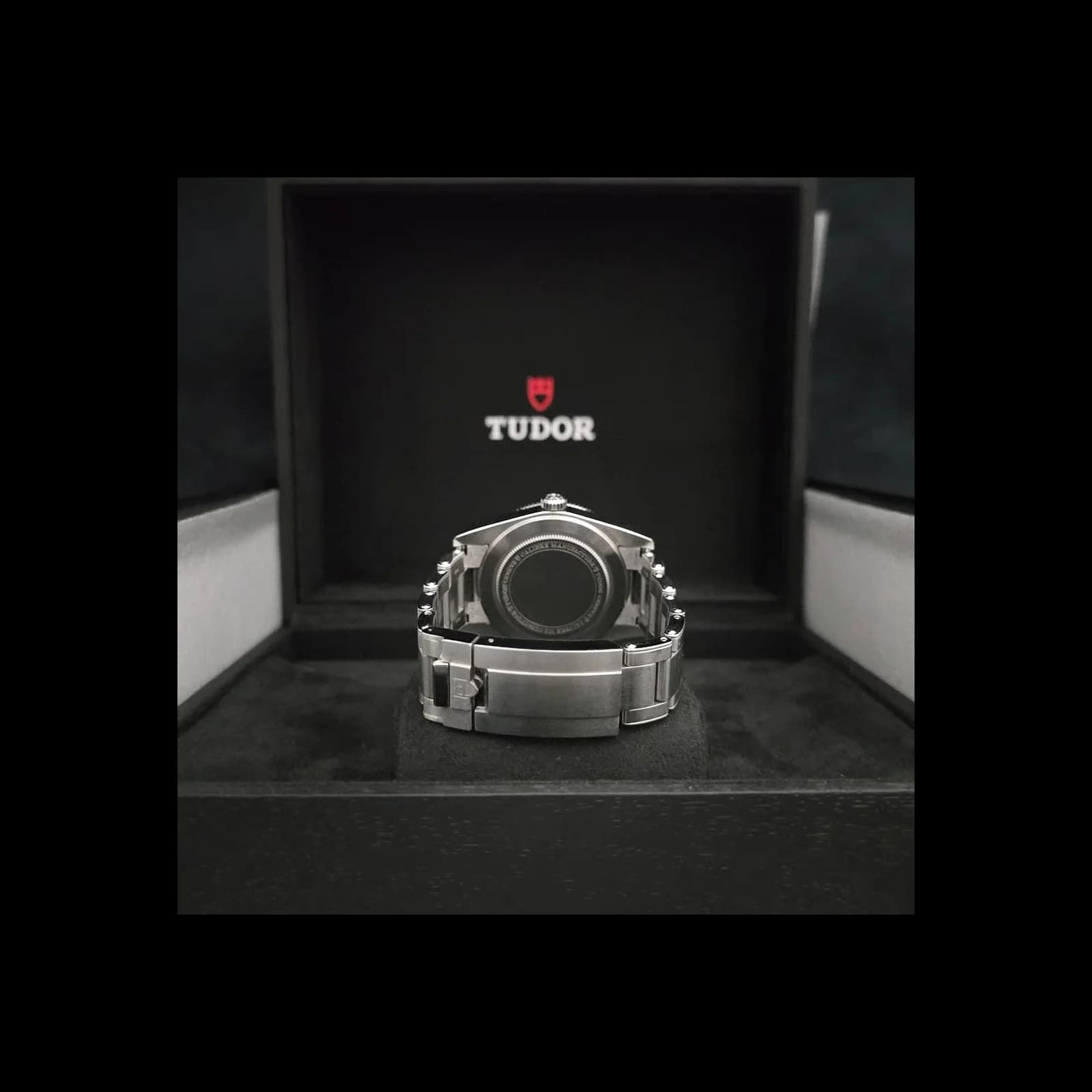 Thumb Black Bay Fifty-Four Stainless Steel / Black / Bracelet