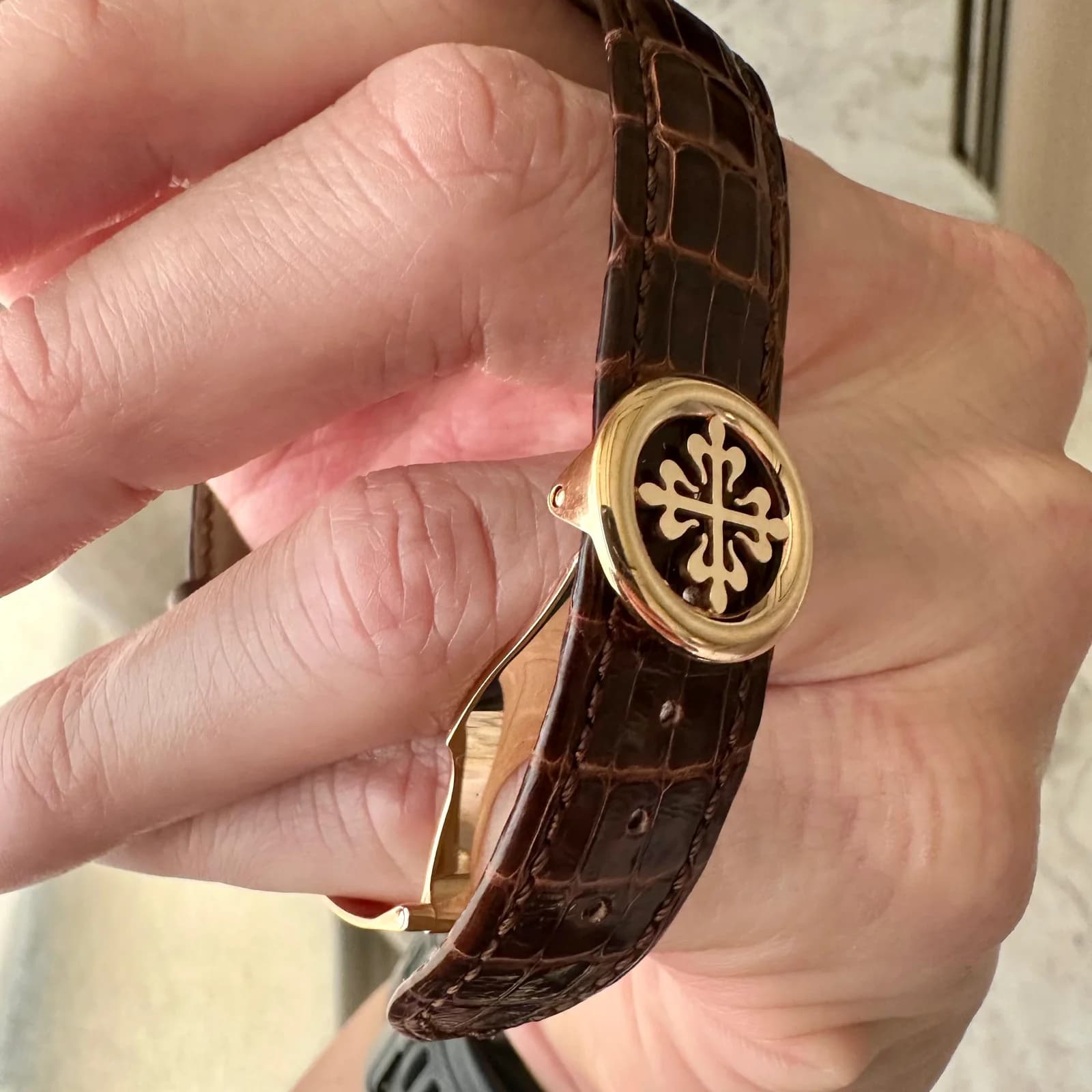 Thumb World Time 5230R Rose Gold / Grey / Hong Kong