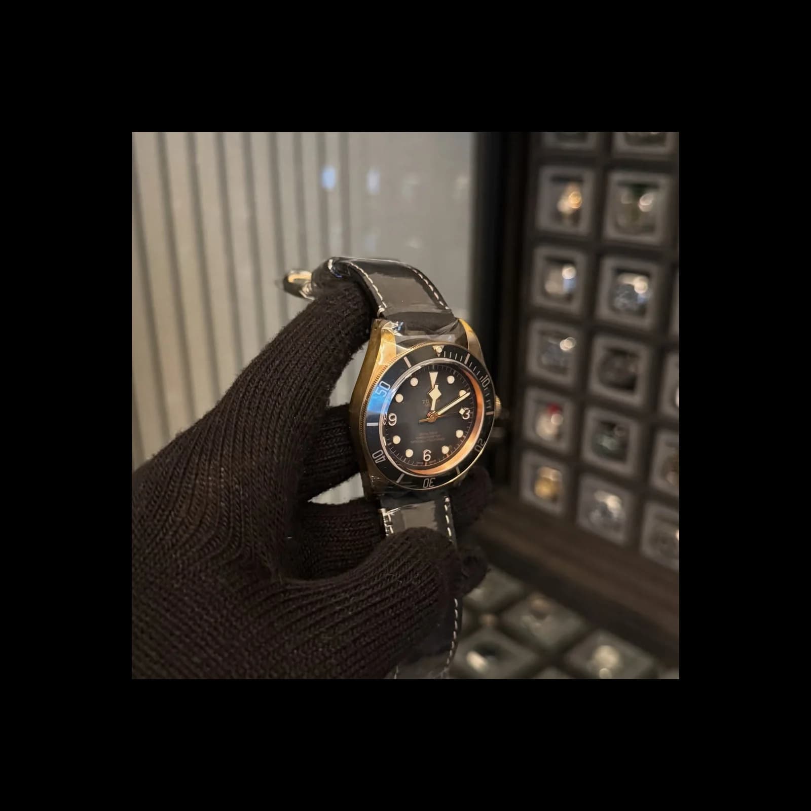 Thumb Heritage Black Bay Bronze / Slate / Leather