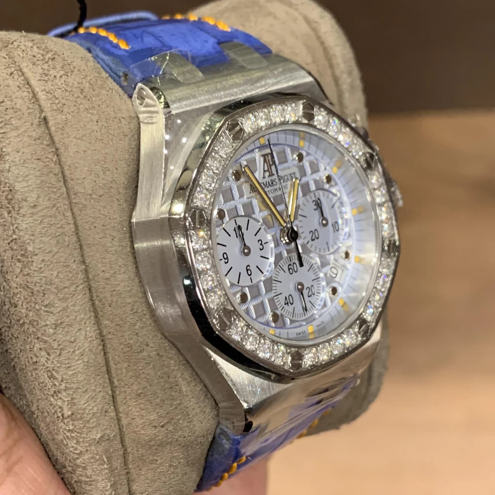 Thumb Royal Oak Offshore Lady Diamond Bezel Boutique Special Edition Blue Jeans