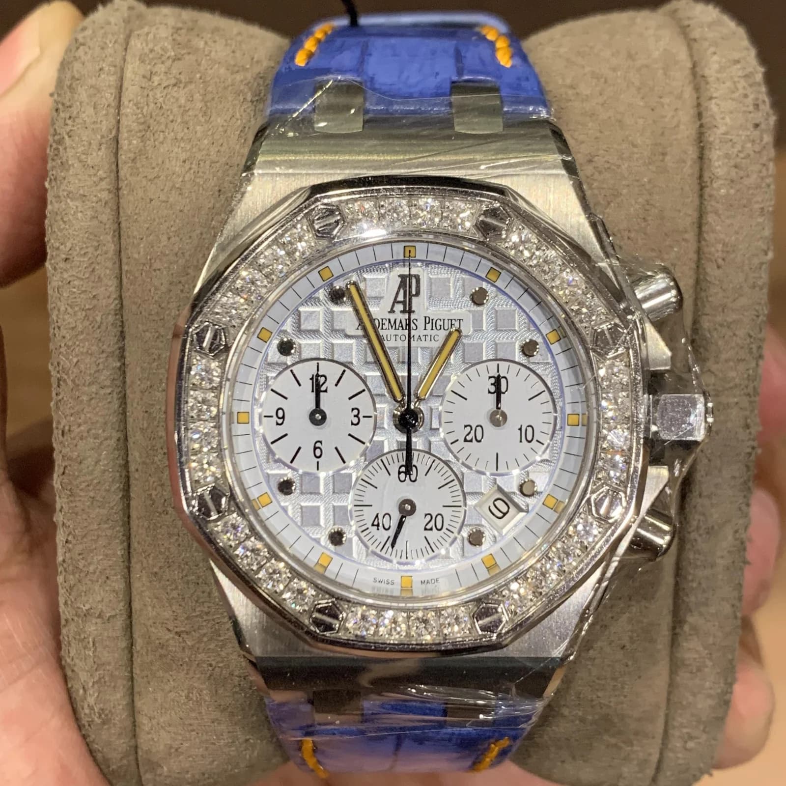 Thumb Royal Oak Offshore Lady Diamond Bezel Boutique Special Edition Blue Jeans