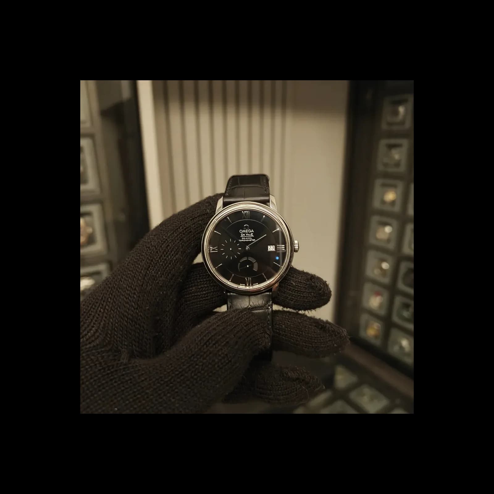 Thumb De Ville Prestige Co-Axial 39.5 Power Reserve Stainless Steel / Black