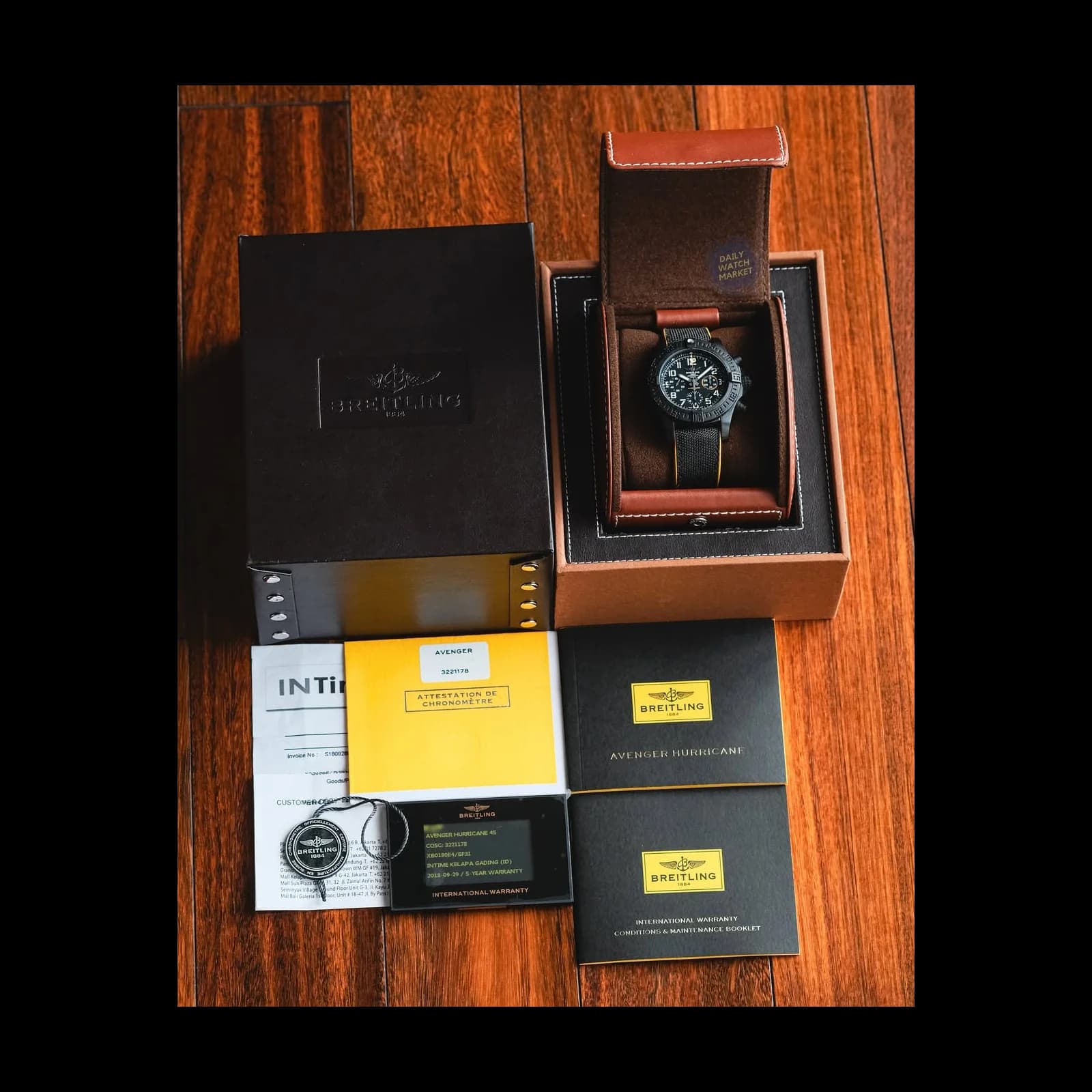 Thumb Avenger Hurricane 45 Breitlight / Volcano Black / Military