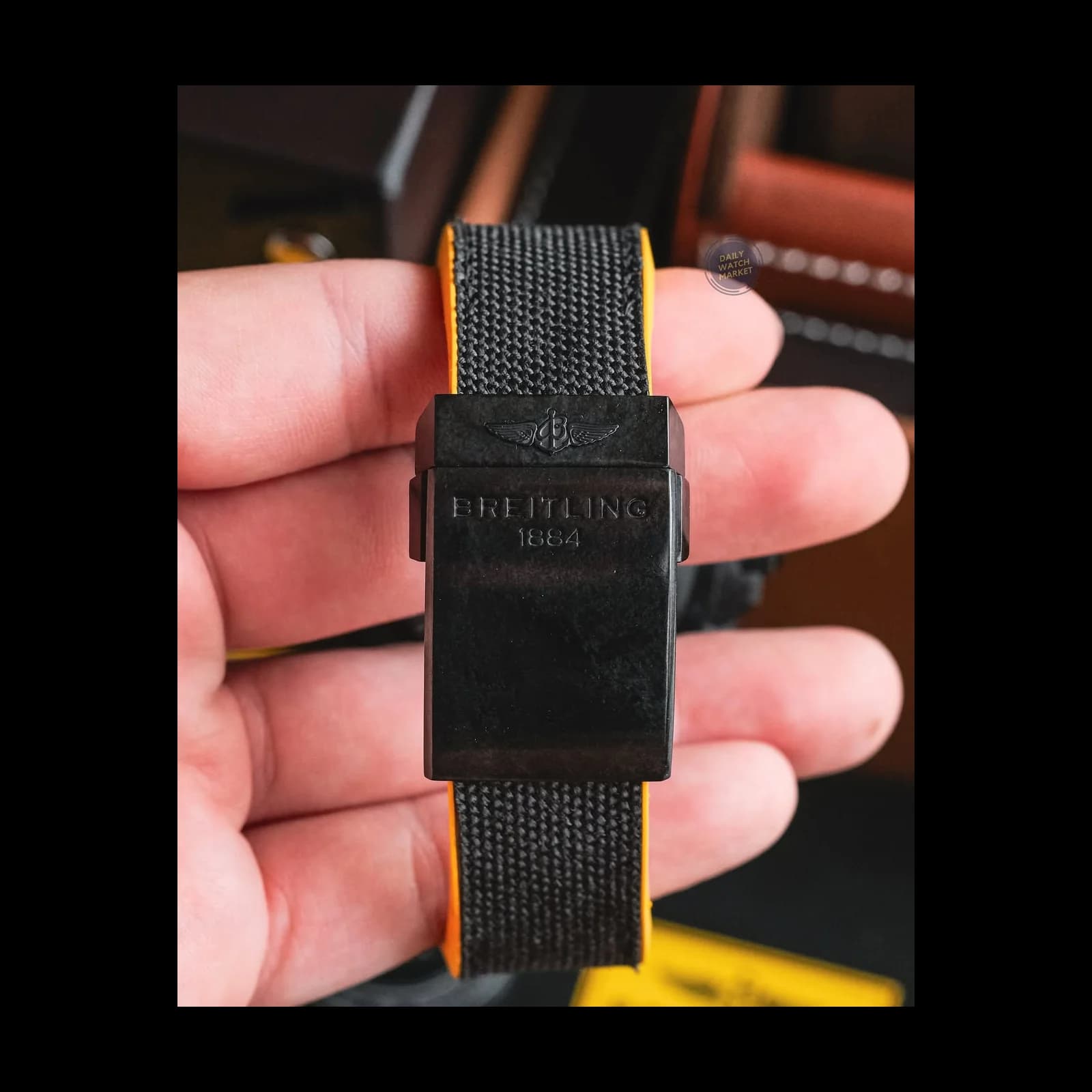 Thumb Avenger Hurricane 45 Breitlight / Volcano Black / Military
