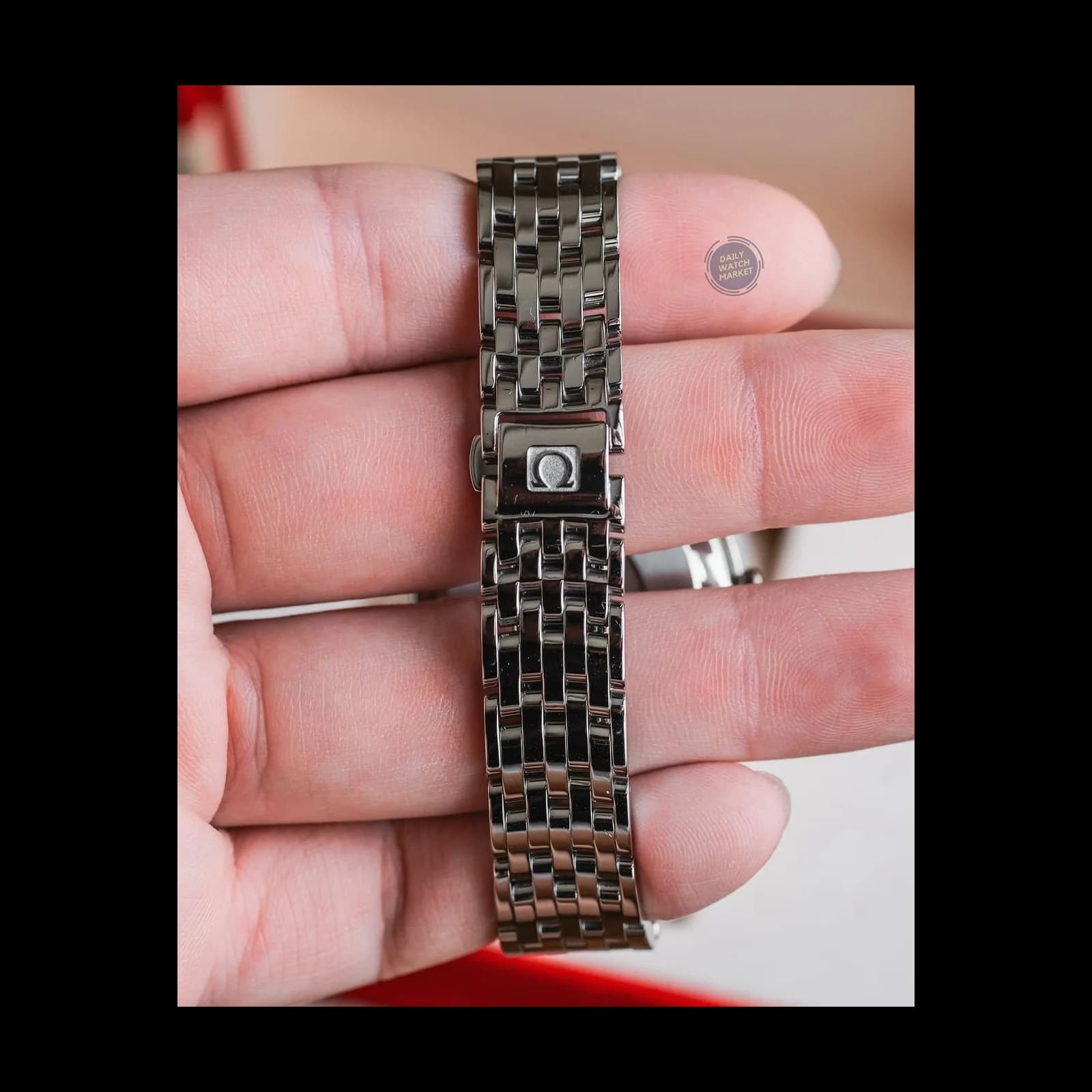 Thumb De Ville Prestige Co-Axial 32.7 Stainless Steel / Vintage Silk Silver / Bracelet