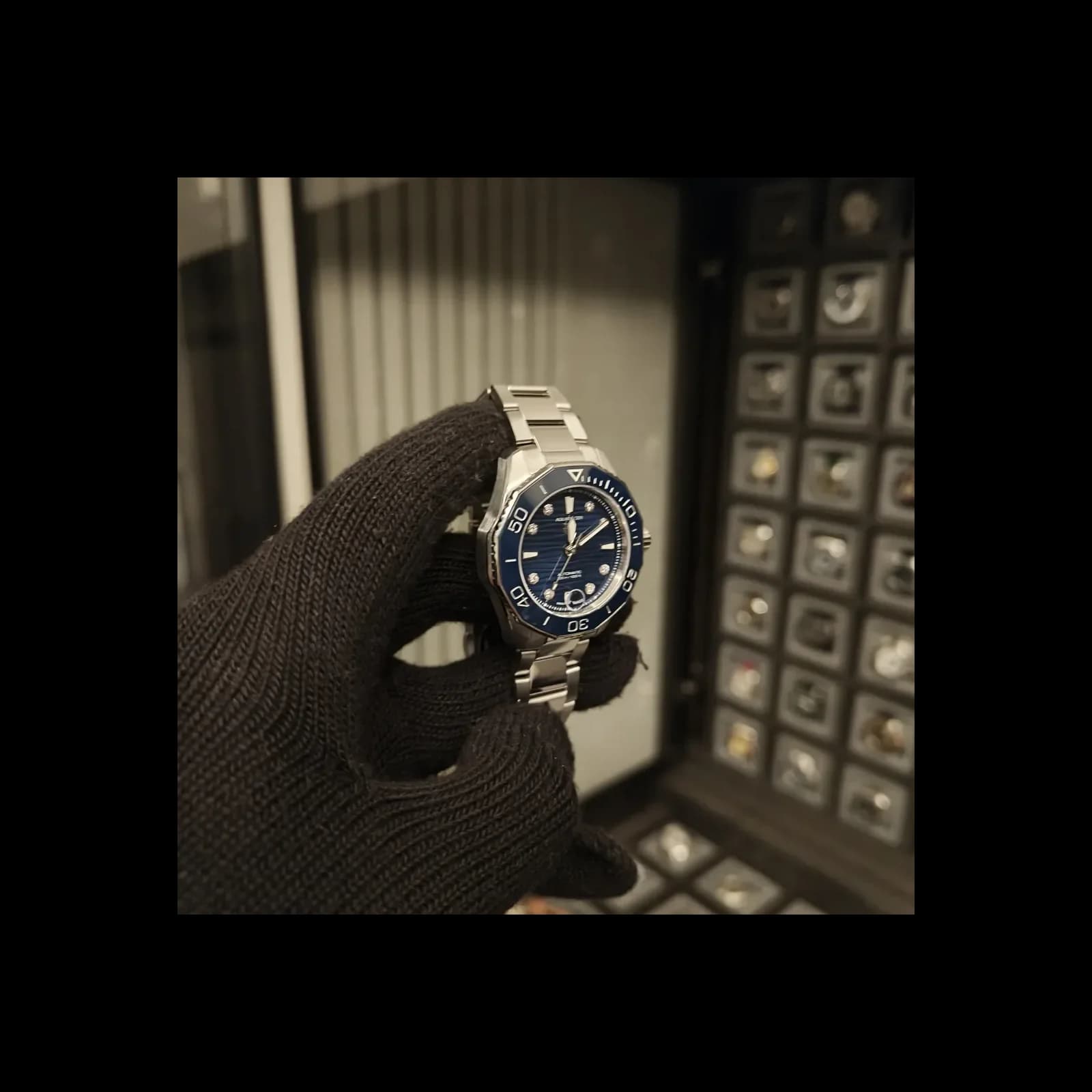 Thumb Aquaracer Professional 300 36 Stainless Steel / Blue / Bracelet