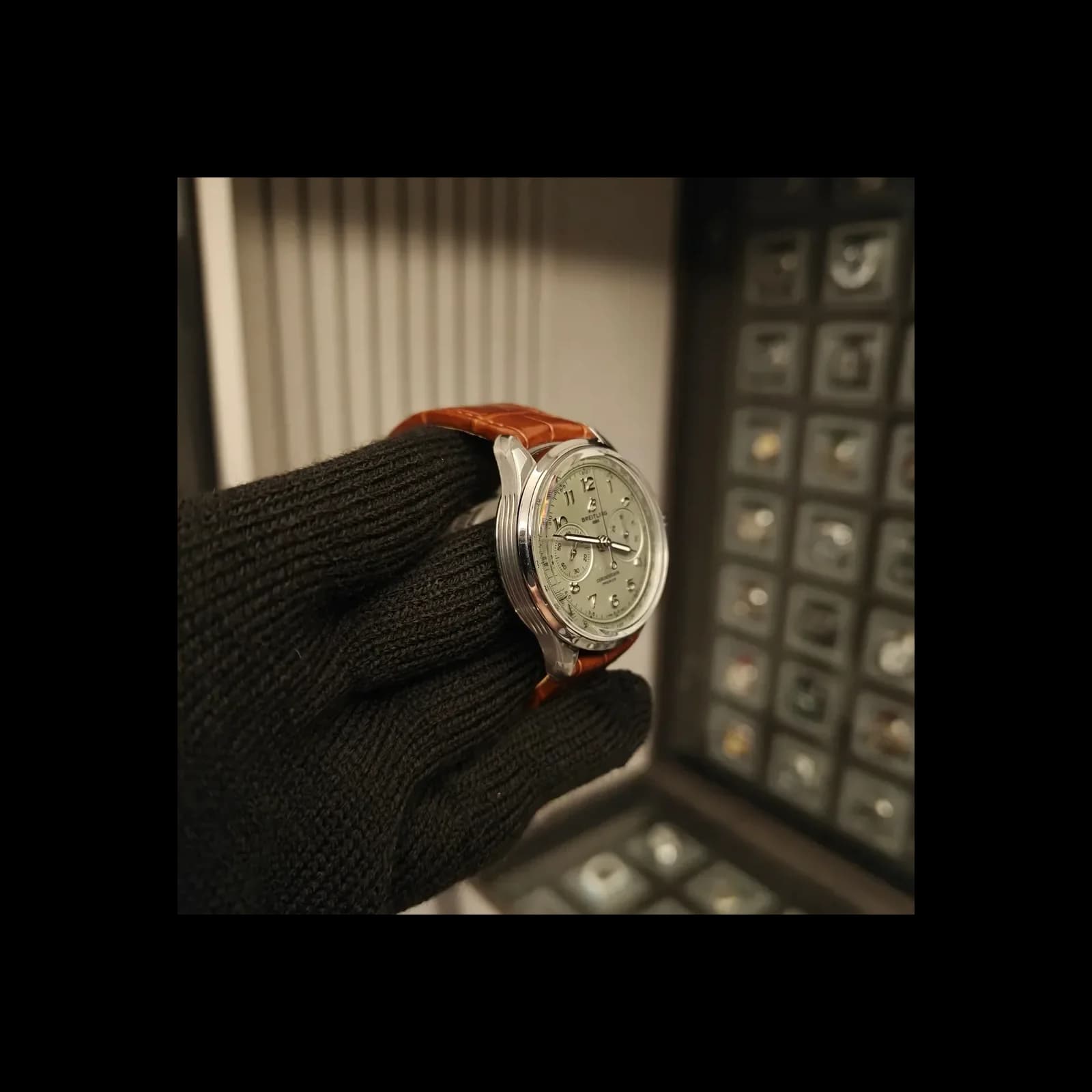 Thumb Premier Heritage B09 Chronograph 40 Stainless Steel / Mint
