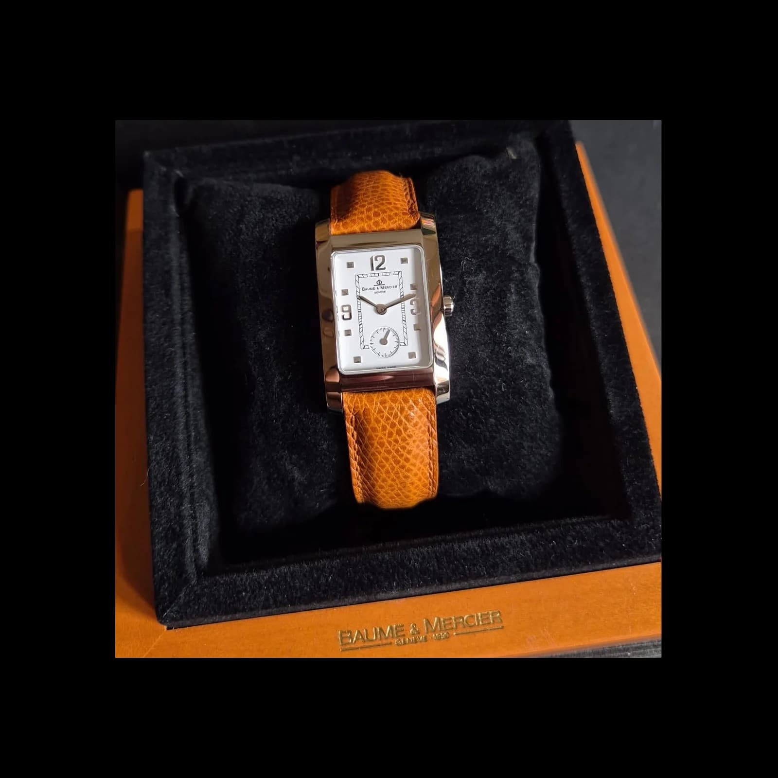 Thumb Hampton Classic Midsize Quartz