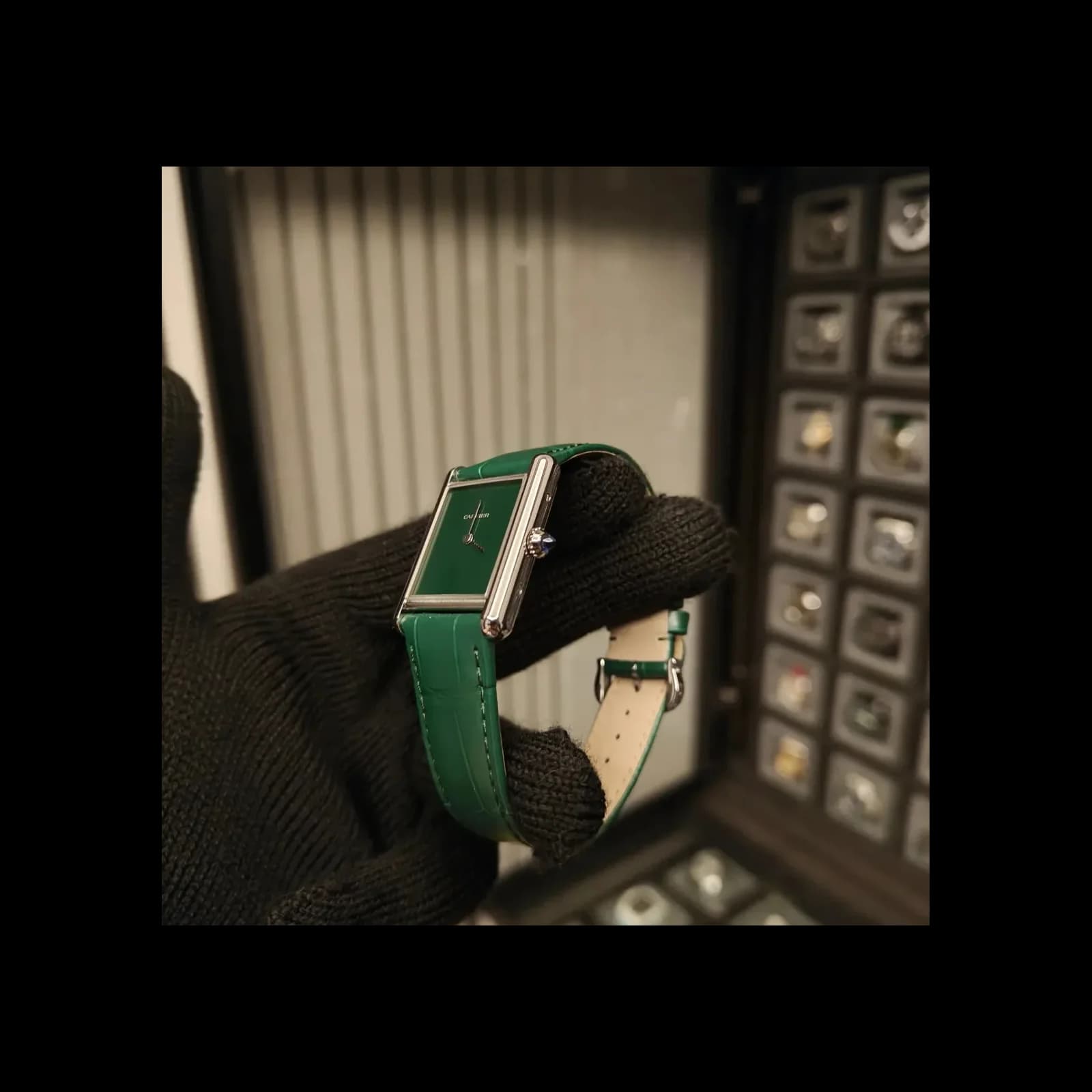 Thumb Tank Must Large Green
