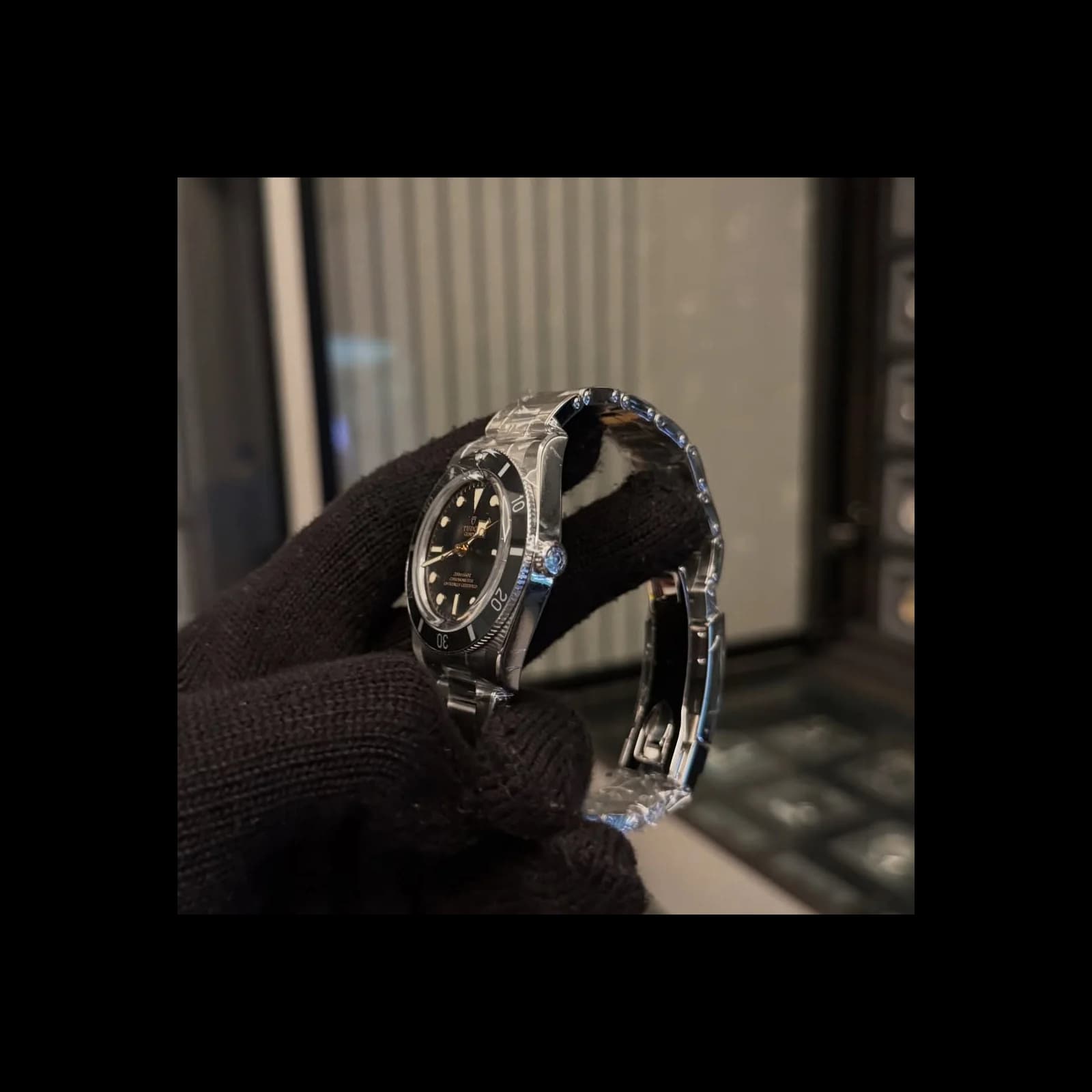 Thumb Black Bay Fifty-Four Stainless Steel / Black / Bracelet