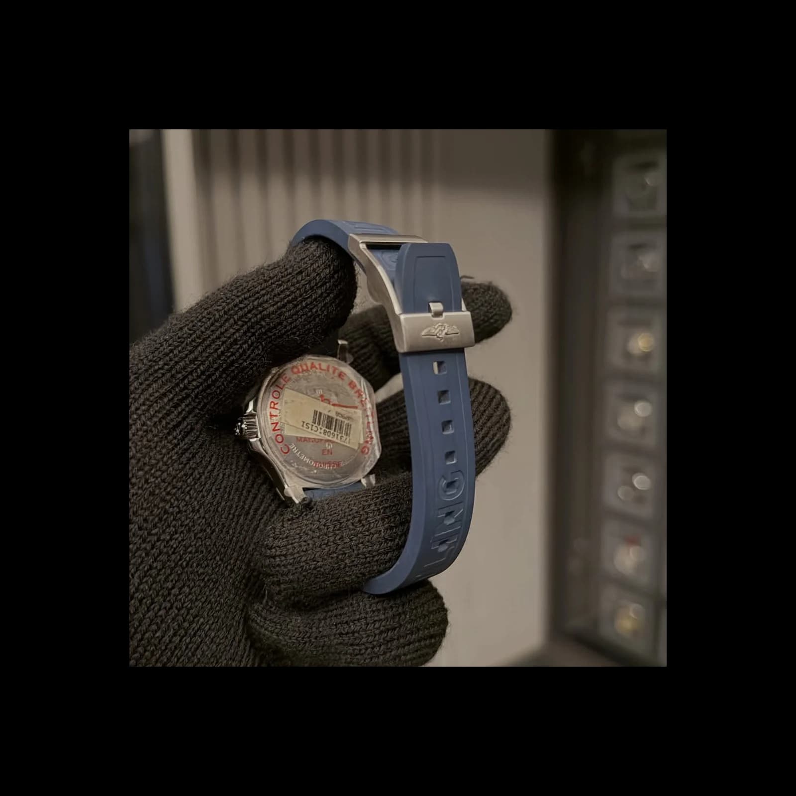 Thumb Superocean 36 Stainless Steel / Blue / Rubber / Pin