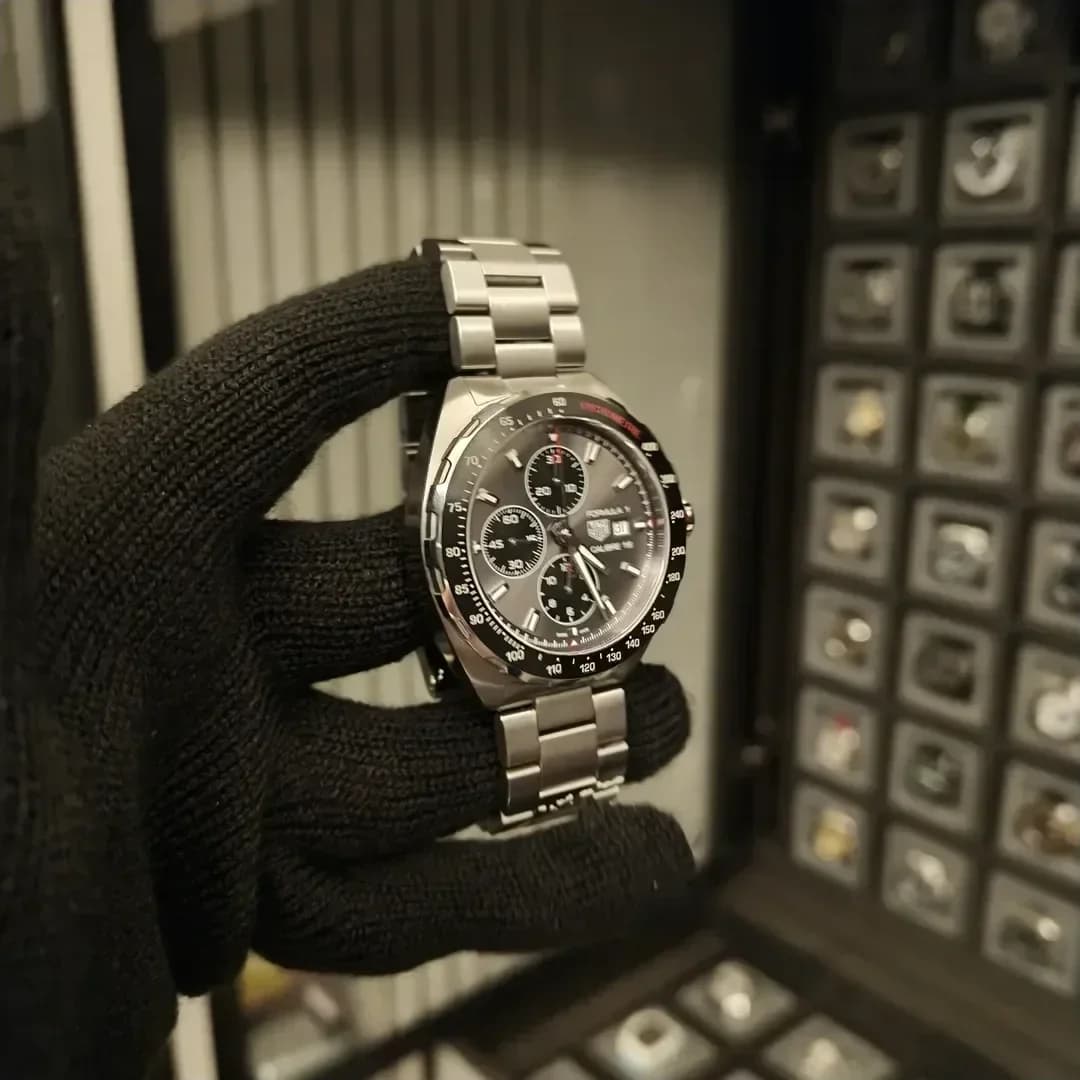 Thumb Formula 1 Calibre 16 44 Stainless Steel / Grey / Bracelet