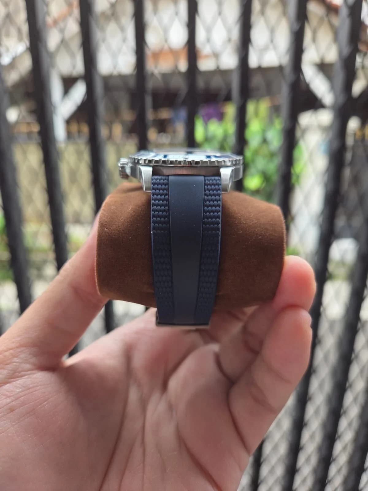 Thumb SuperOcean Automatic 42 Stainless Steel / Blue / Rubber