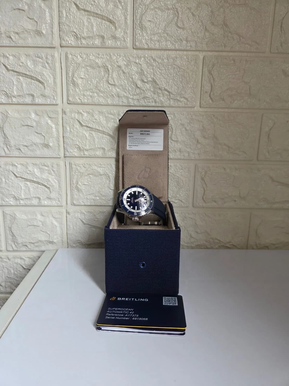 Thumb SuperOcean Automatic 42 Stainless Steel / Blue / Rubber