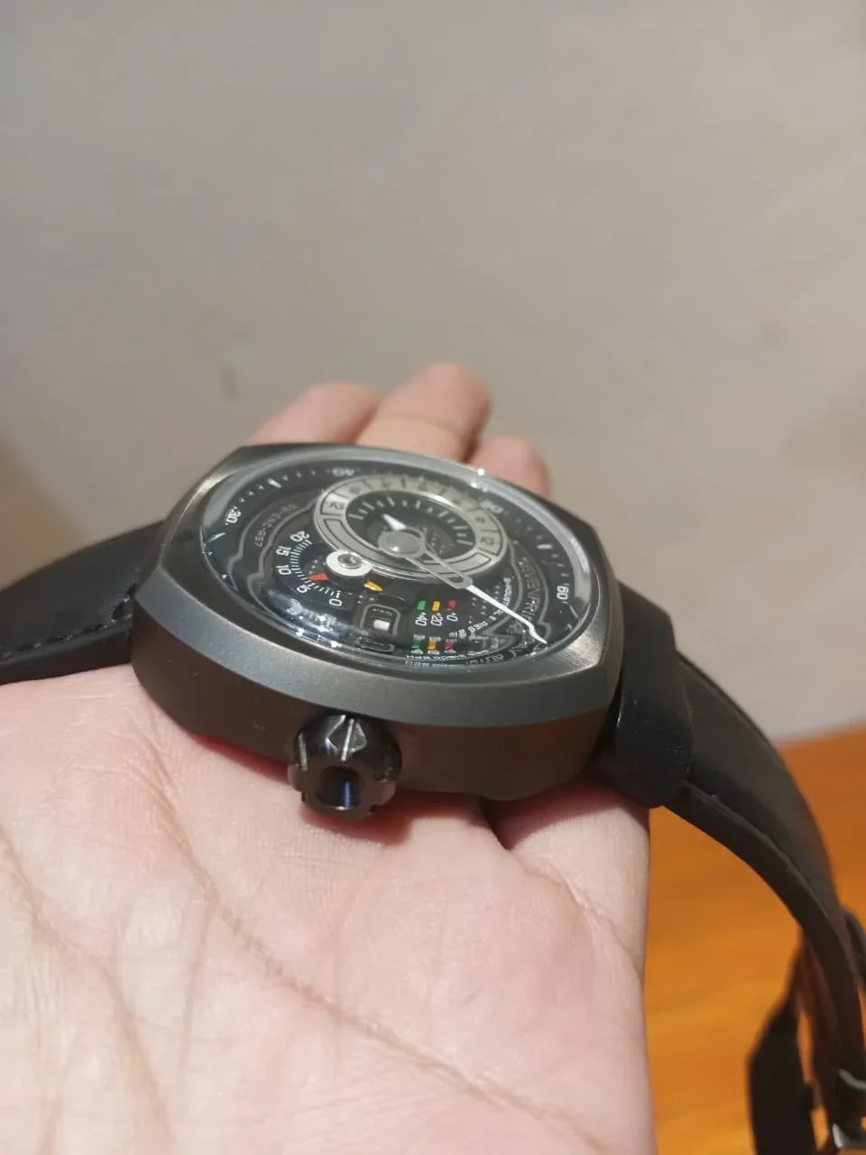 Thumb Q3/05 Engine Q Series Automatic
