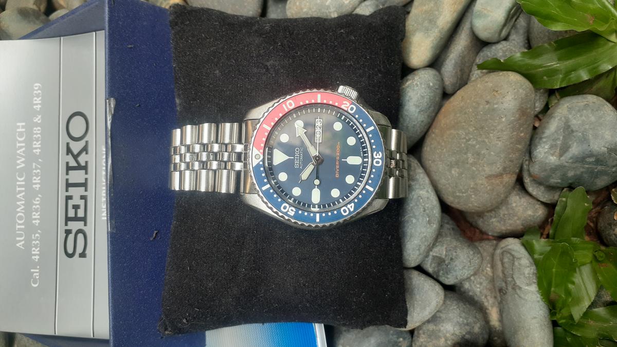 Thumb Seiko SKX009 Black / Stainless Steel