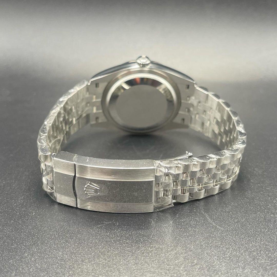 Thumb Datejust 36 Stainless Steel / Fluted / Pink Roman-Diamonds / Jubilee