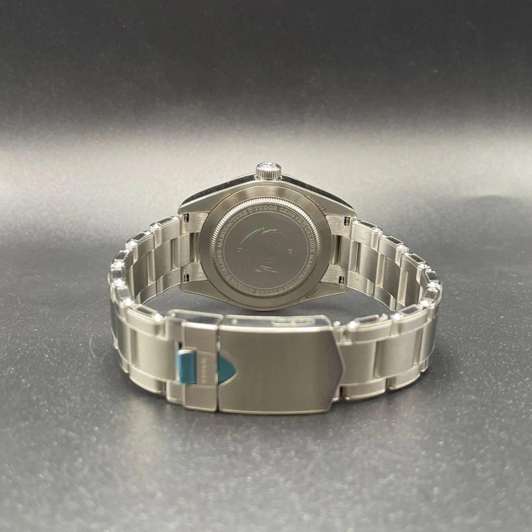 Thumb Black Bay Fifty-Eight Stainless Steel / Black / Bracelet