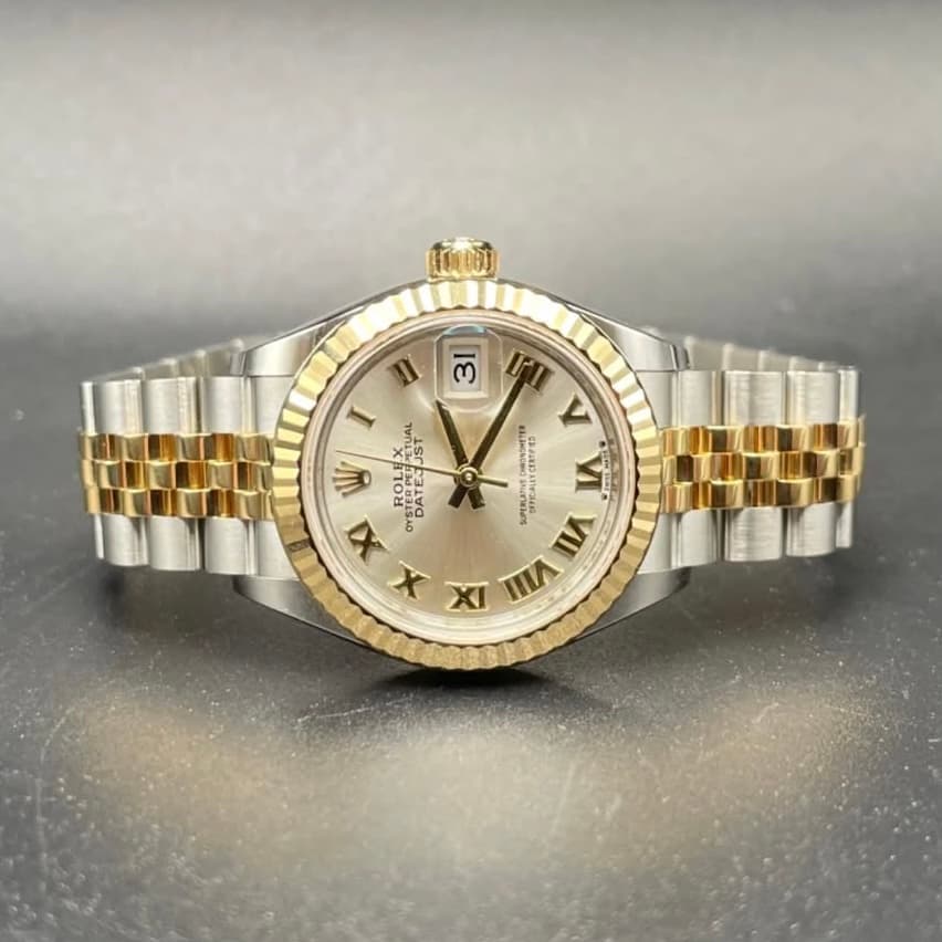 Thumb Lady-Datejust 28 Rolesor Yellow Fluted / Jubilee / Silver Roman