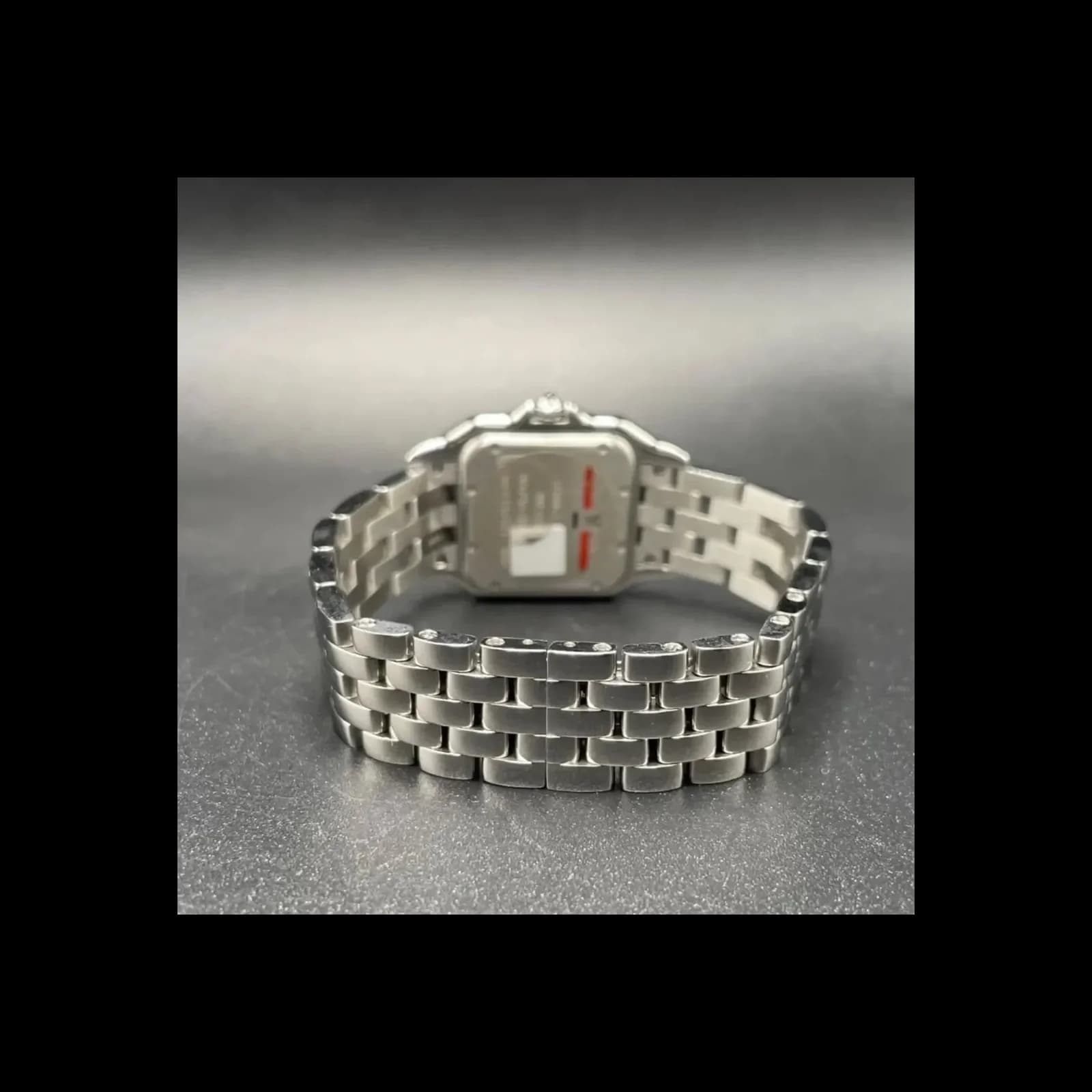 Thumb Panthere Quartz Medium Model