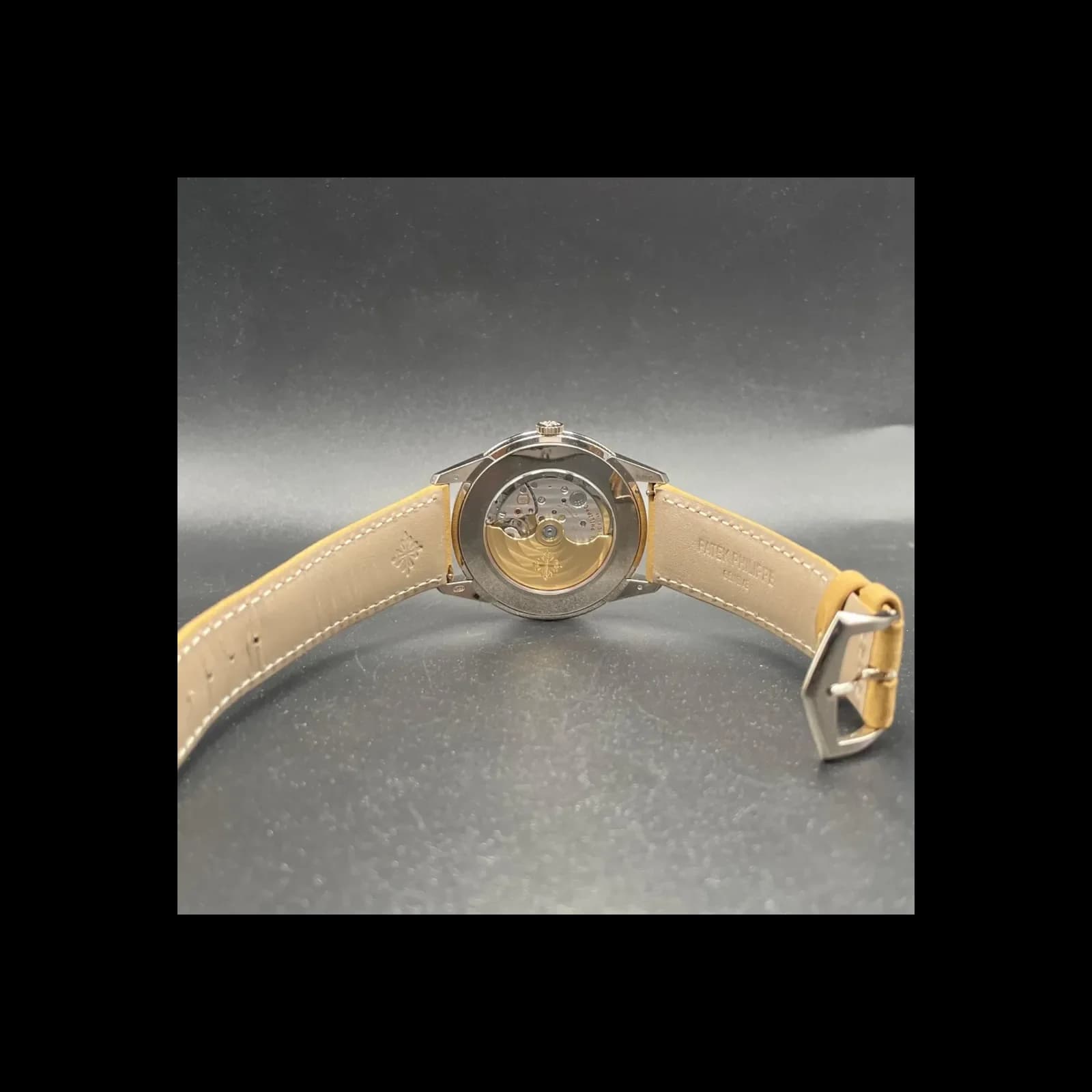 Thumb Calatrava White Gold / Charcoal