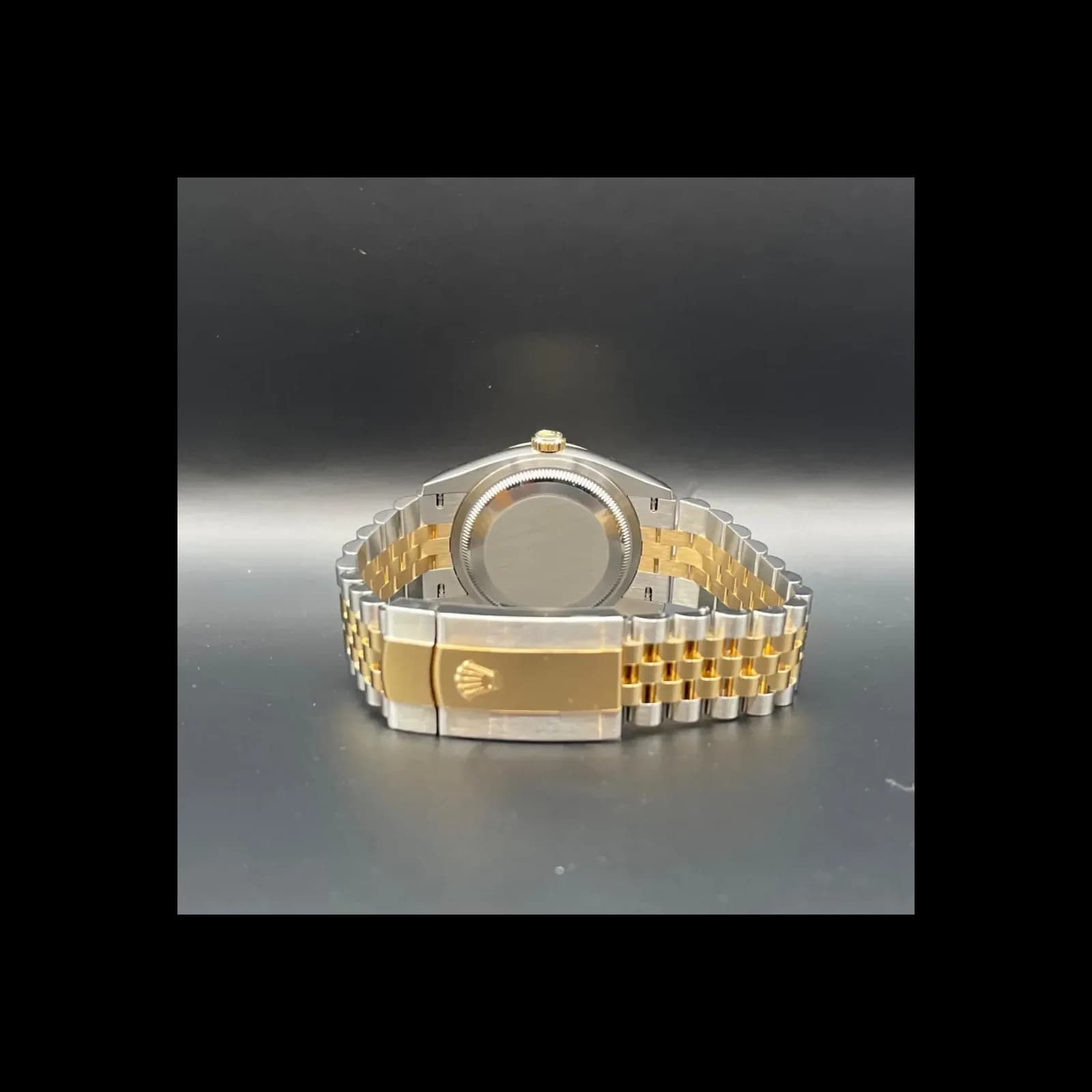 Thumb Datejust 36 Stainless Steel / Yellow Gold / Fluted / Olive Green Roman / Jubilee