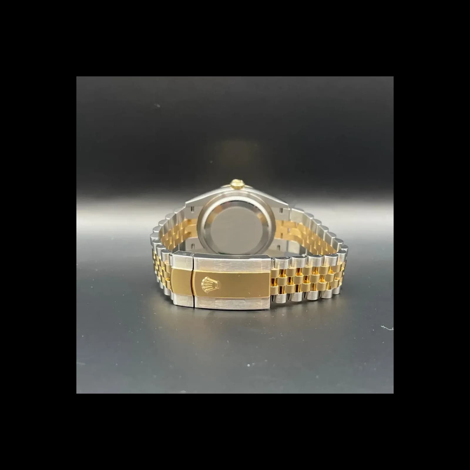 Thumb Datejust 36 Stainless Steel / Yellow Gold / Fluted / Olive Green Roman / Jubilee