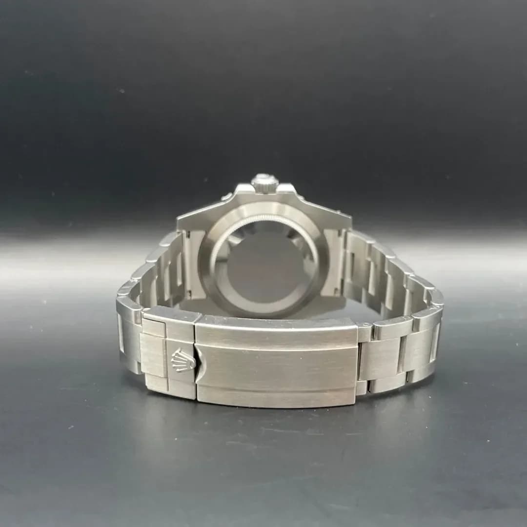 Thumb Submariner No-Date / Stainless Steel / Black / Cerachrom
