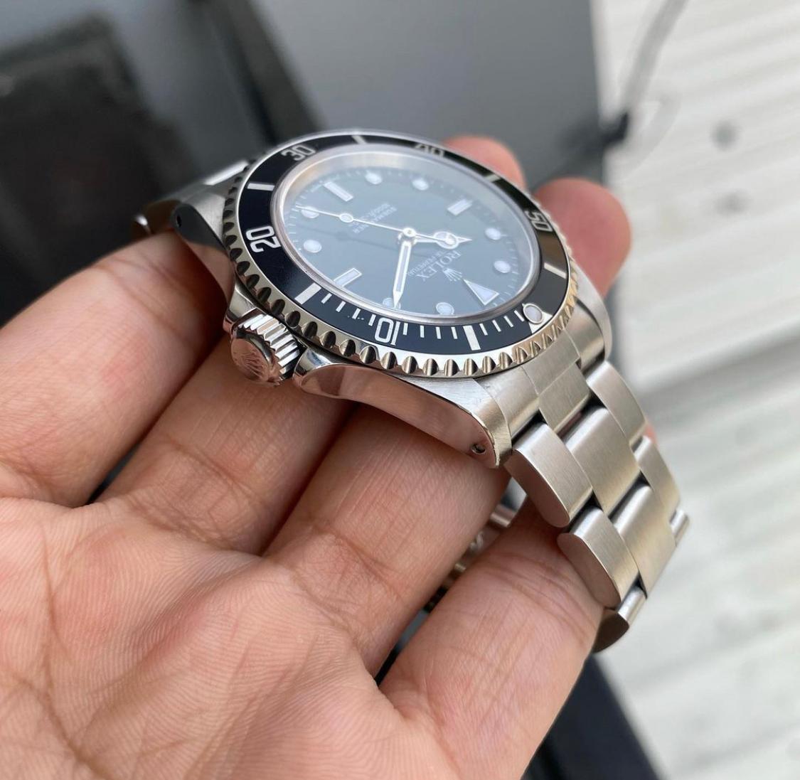 Thumb Submariner No-Date / Stainless Steel / Black
